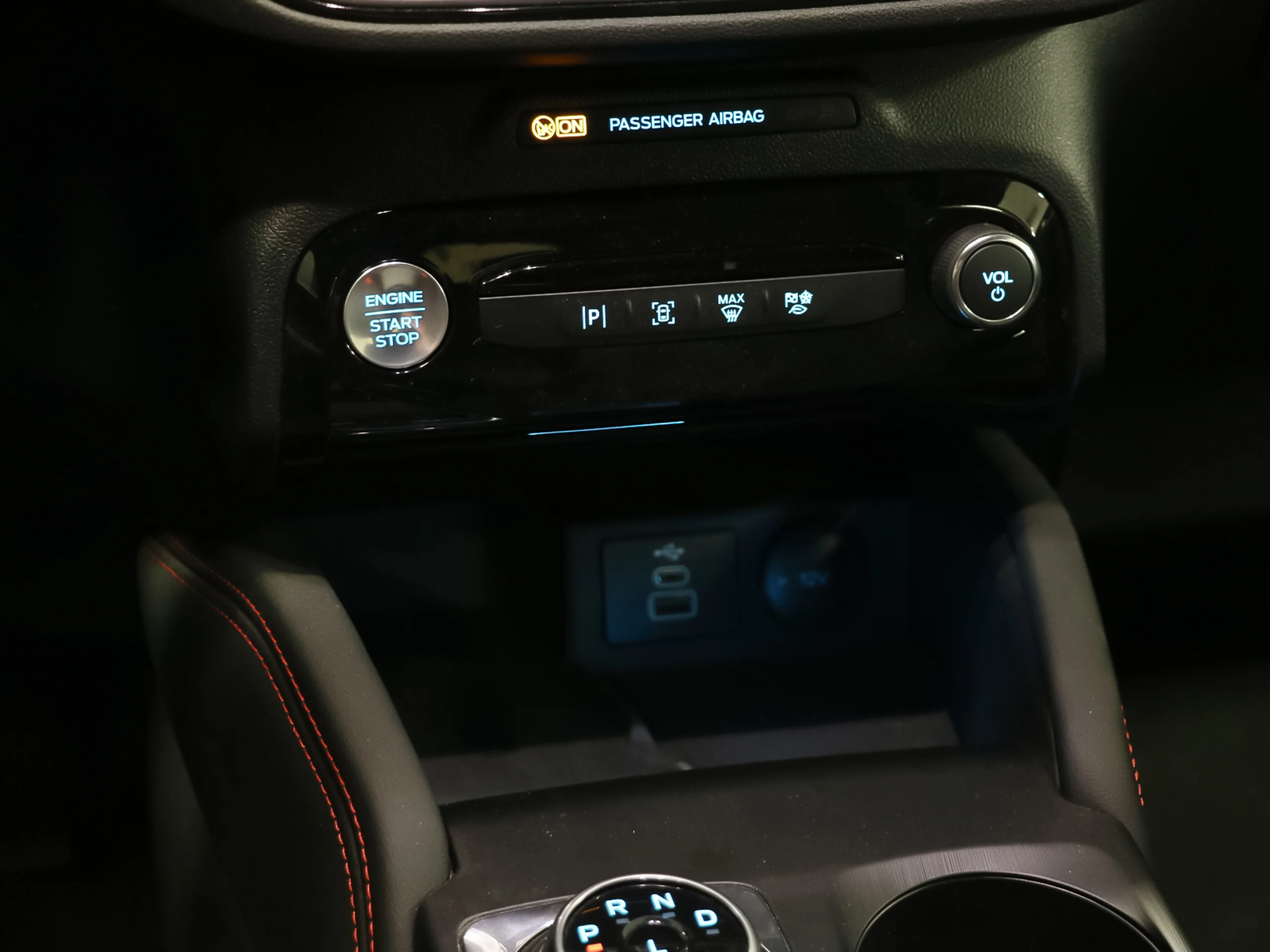 Ford Kuga 2.5 Duratec PHEV ST-Line Auto 178 kW (243 CV) - Foto 27