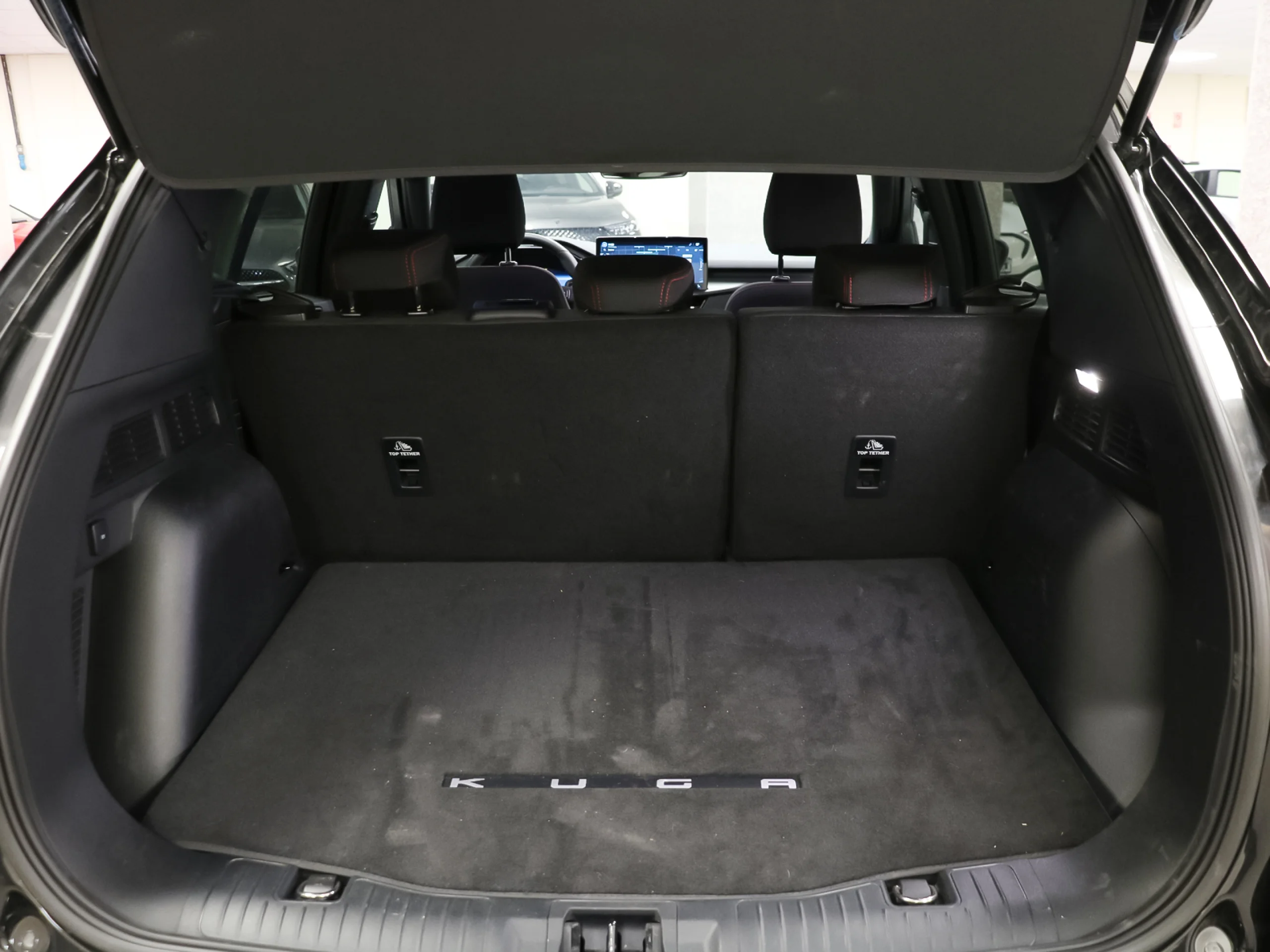 Ford Kuga 2.5 Duratec PHEV ST-Line Auto 178 kW (243 CV) - Foto 37