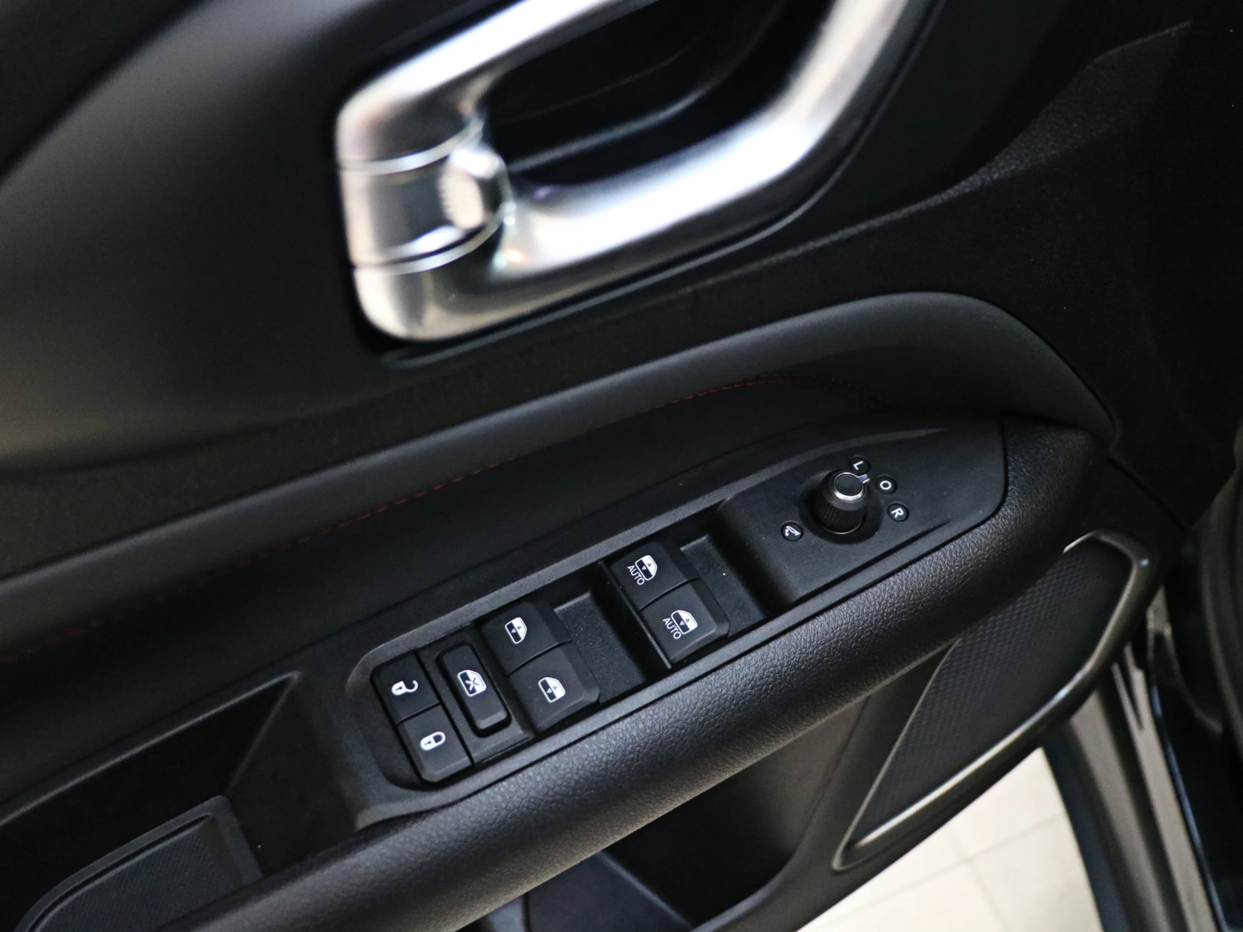 Jeep Compass 1.3 PHEV Trailhawk AWD AT 177 kW (240 CV) - Foto 43