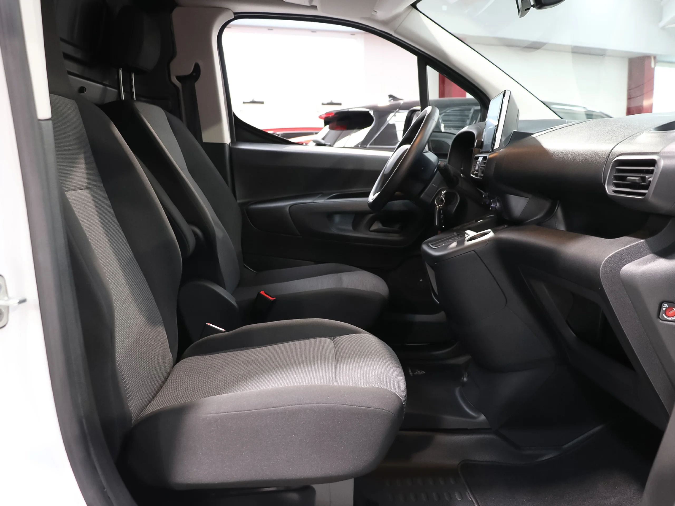 Citroen ë-Berlingo Talla XL 50kWh 100 kW (136 CV) - Foto 5