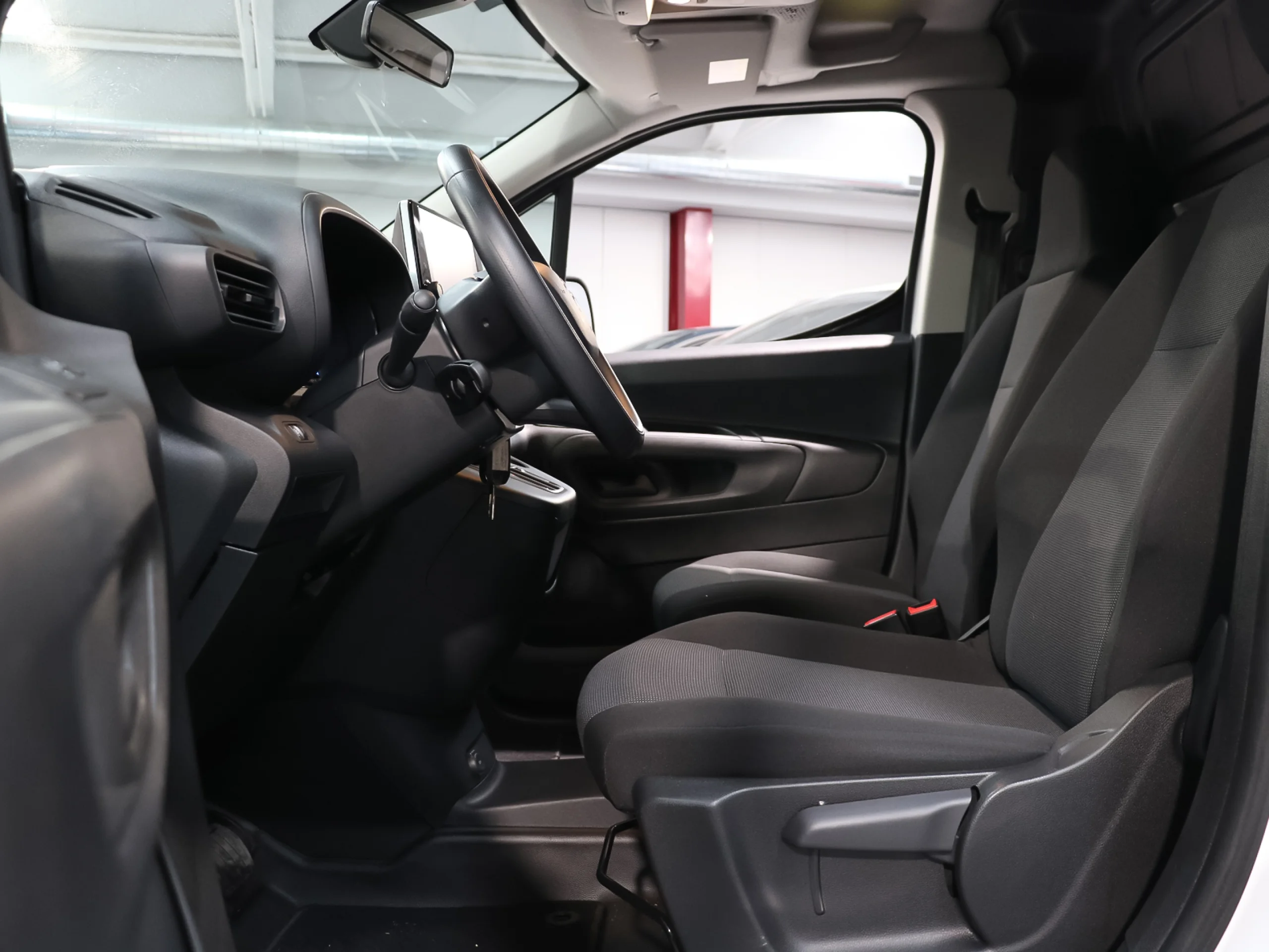 Citroen ë-Berlingo Talla XL 50kWh 100 kW (136 CV) - Foto 6