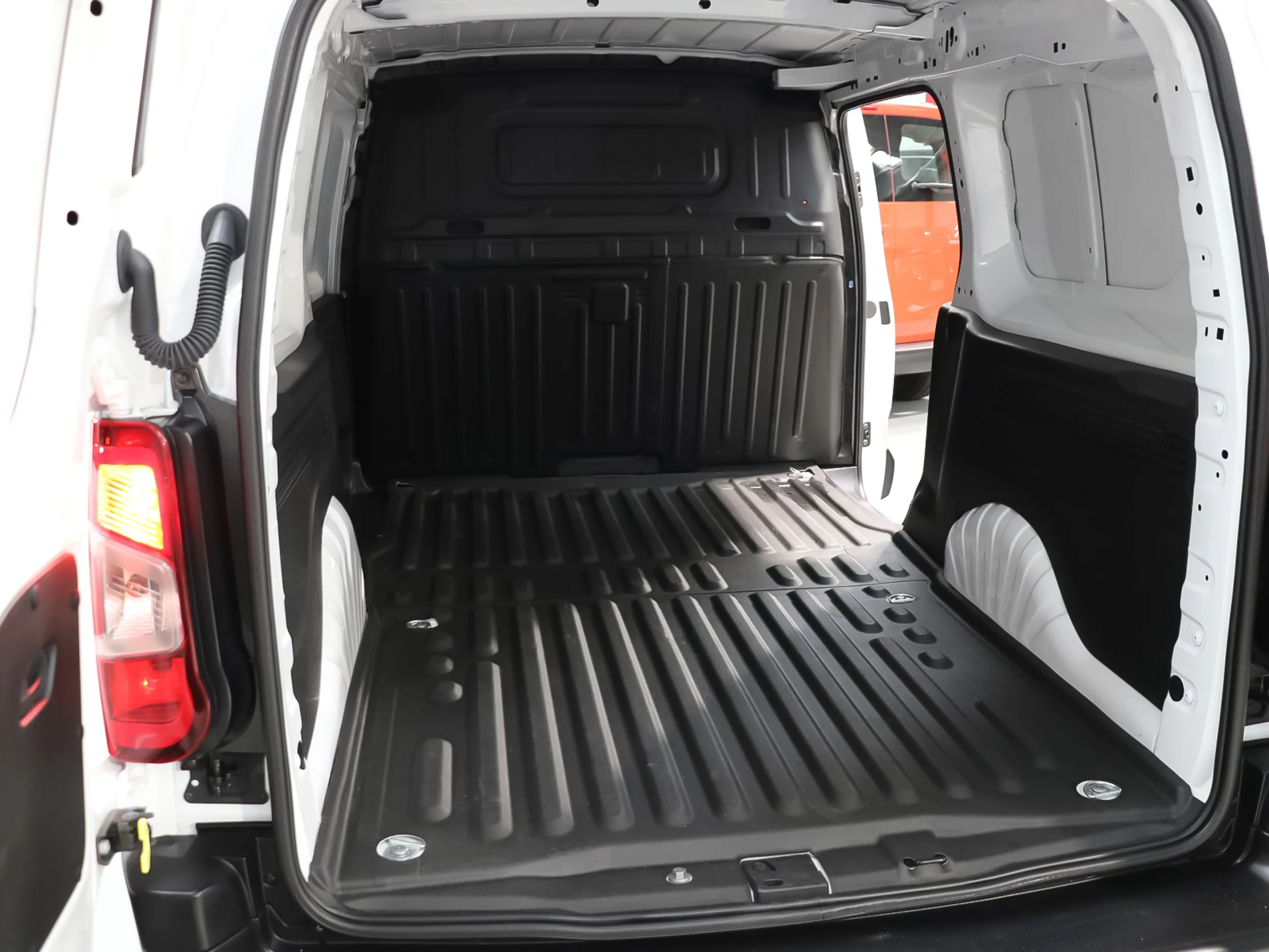 Citroen ë-Berlingo Talla XL 50kWh 100 kW (136 CV) - Foto 27