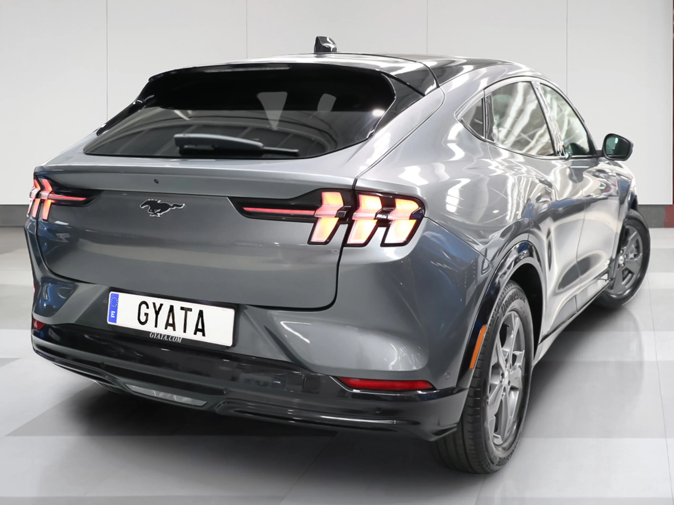 Ford Mustang Mach-E AWD Batería 75.7Kwh 198 kW (269 CV) - Foto 2