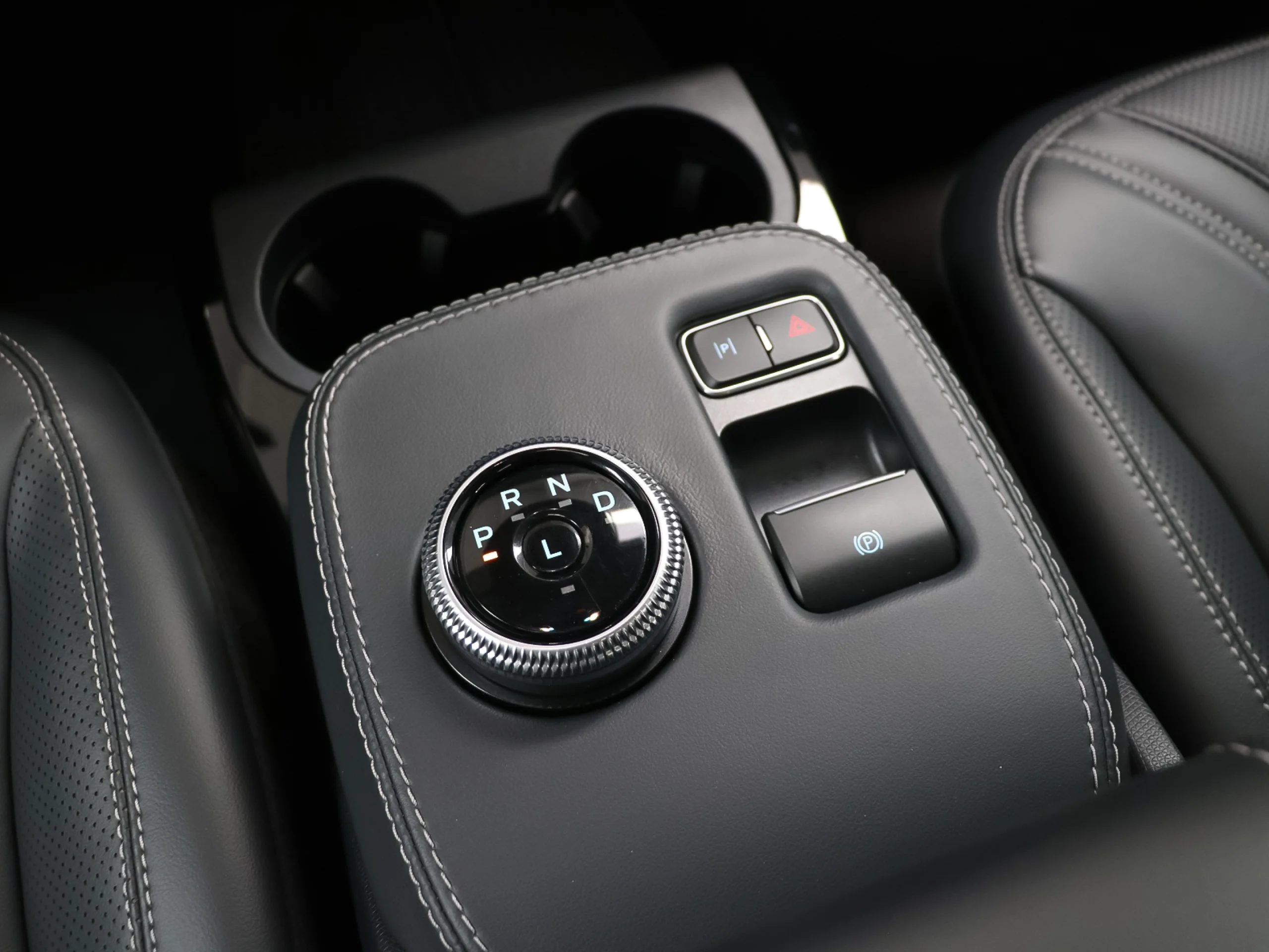 Ford Mustang Mach-E AWD Batería 75.7Kwh 198 kW (269 CV) - Foto 27