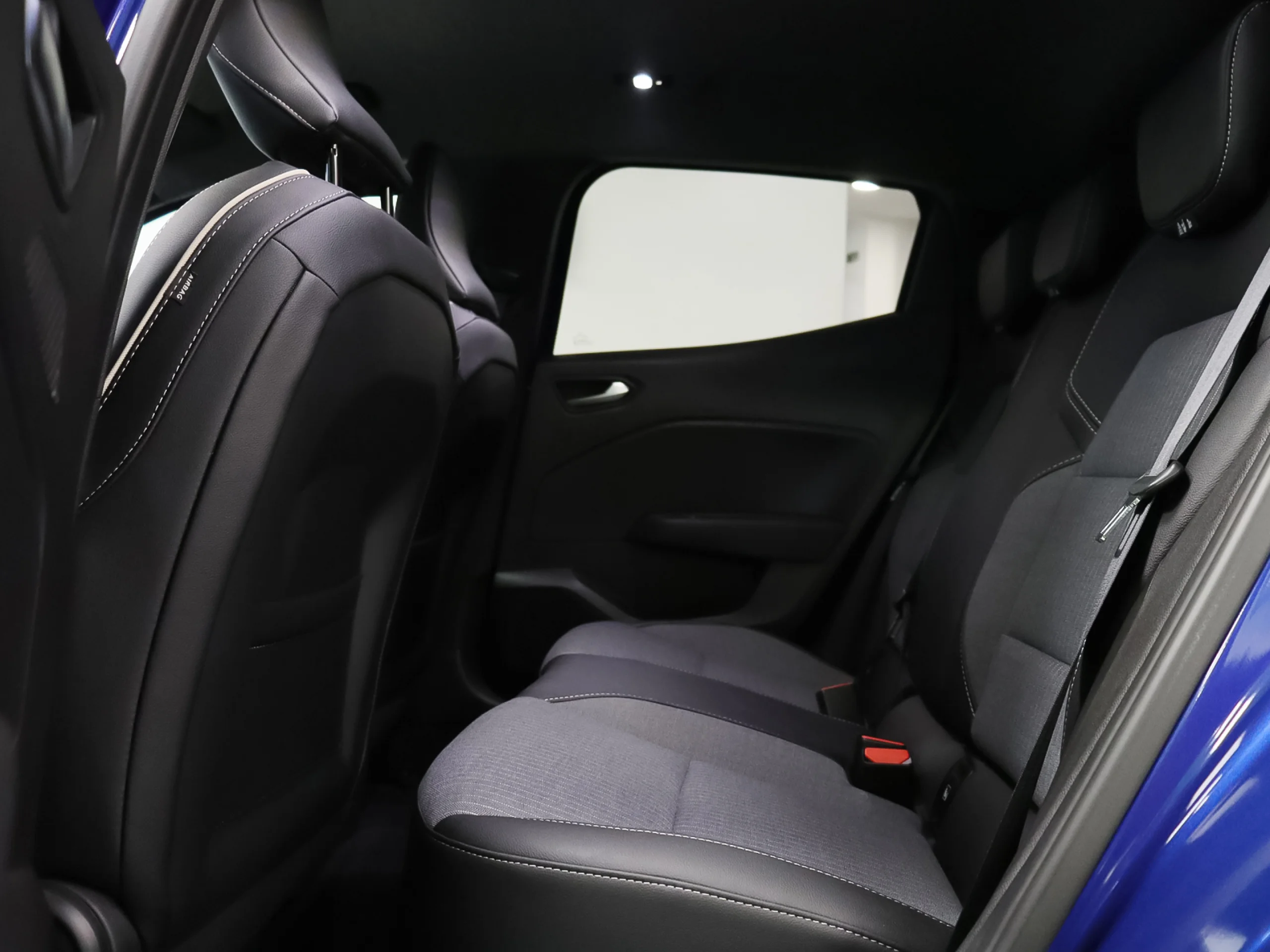 Renault Clio Techno TCe 66 kW (90 CV) - Foto 6