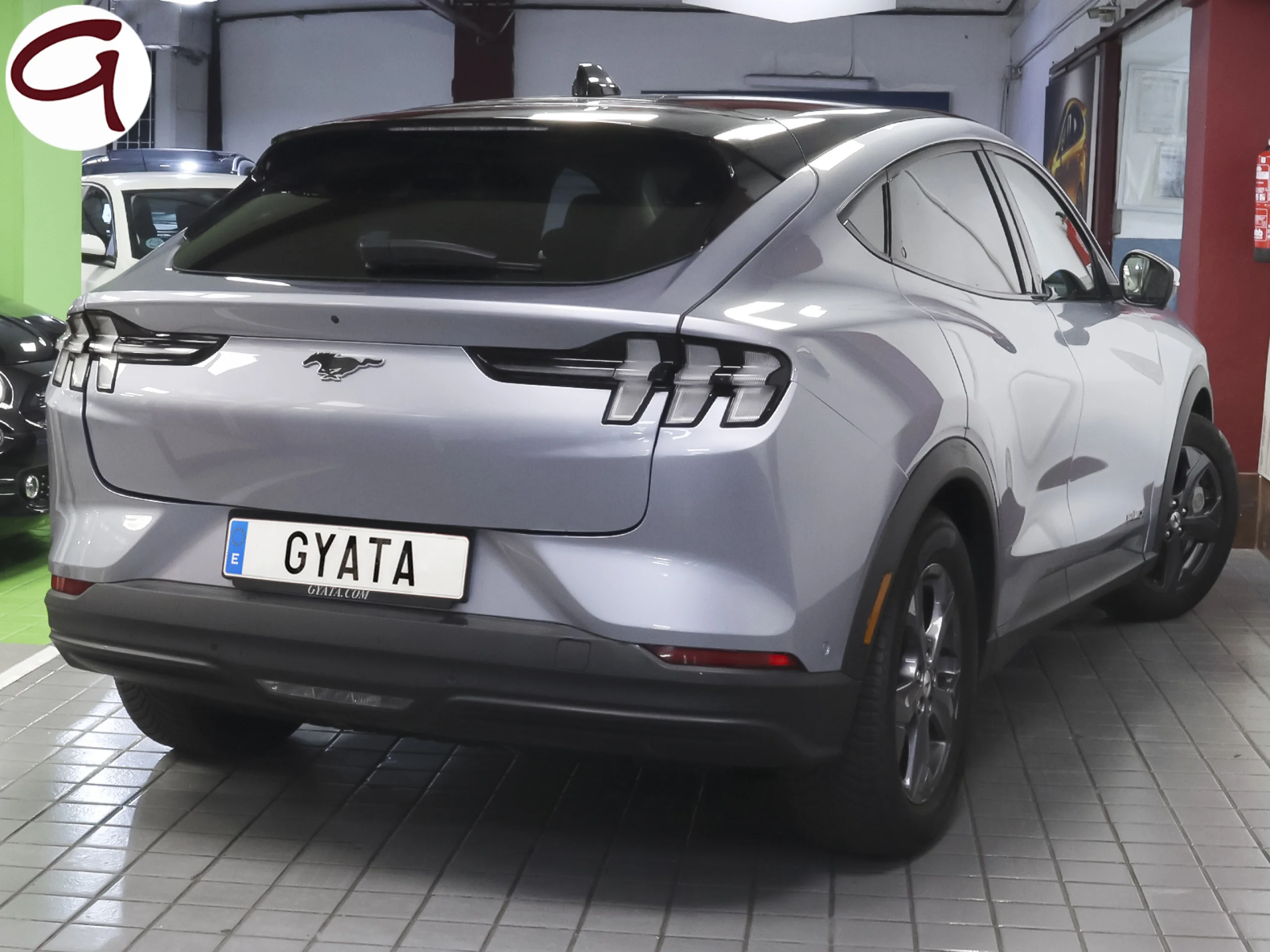 Ford Mustang Mach-E Batería 98.8Kwh 216 kW (294 CV) - Foto 2