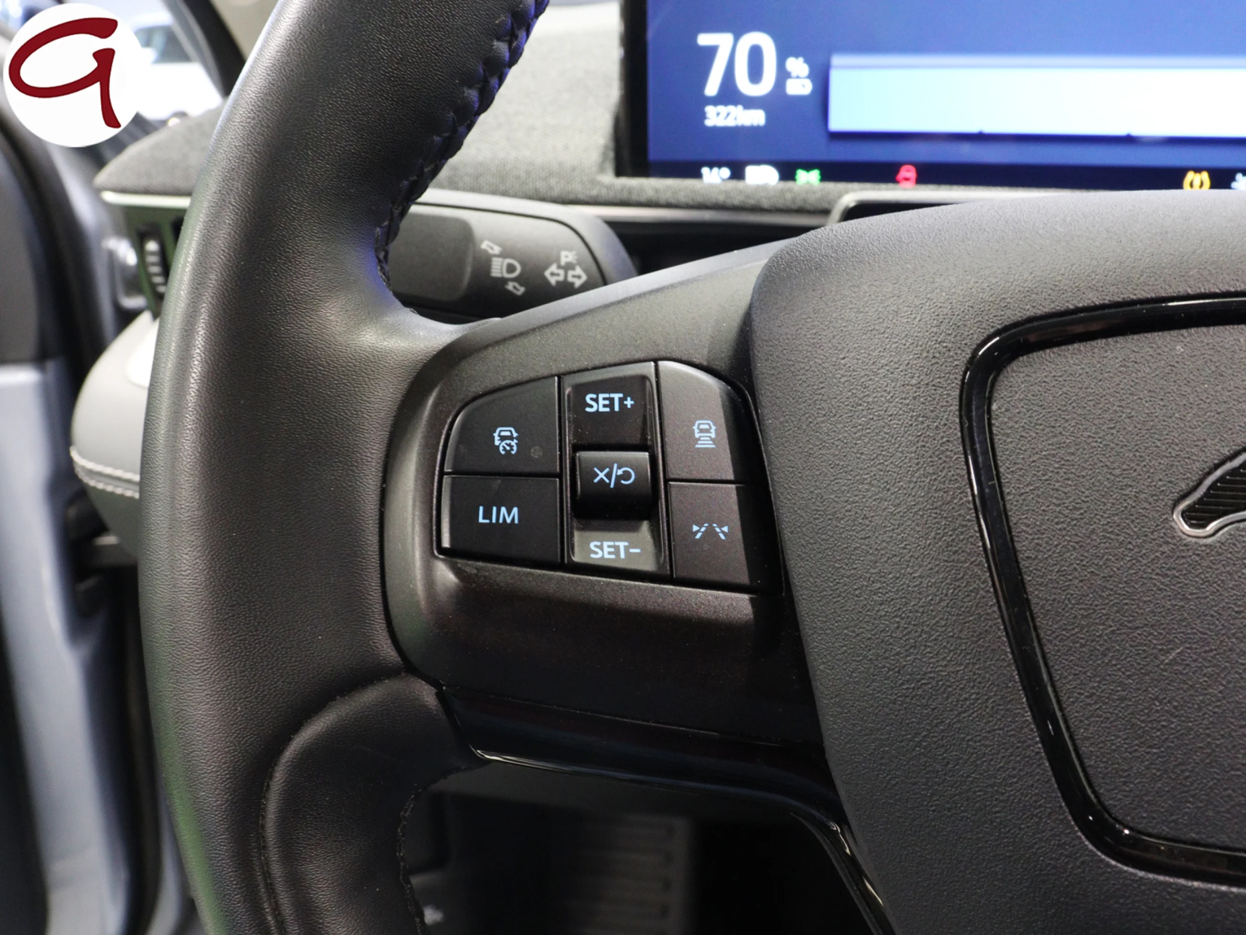 Ford Mustang Mach-E Batería 98.8Kwh 216 kW (294 CV) - Foto 11