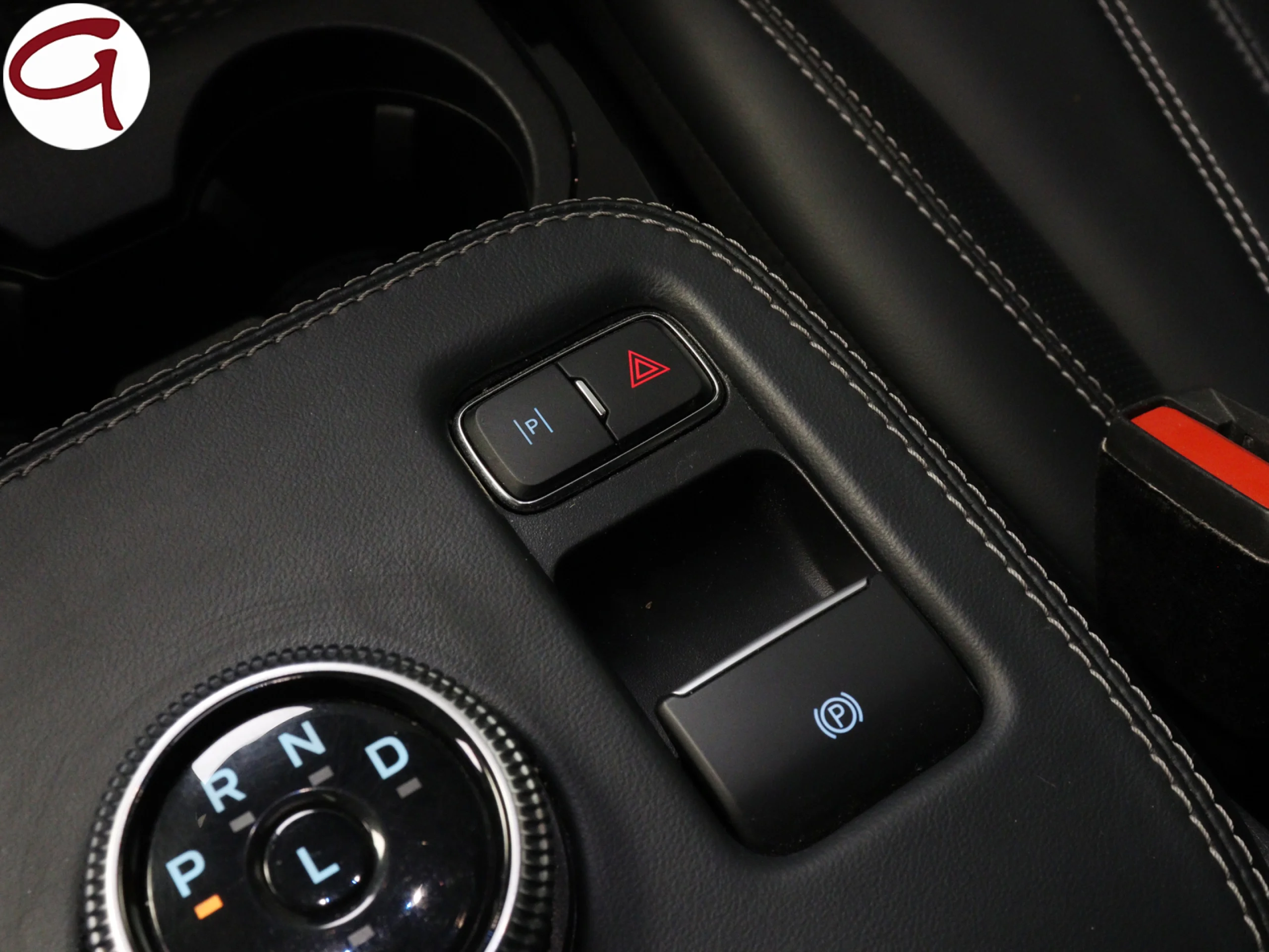 Ford Mustang Mach-E Batería 98.8Kwh 216 kW (294 CV) - Foto 30