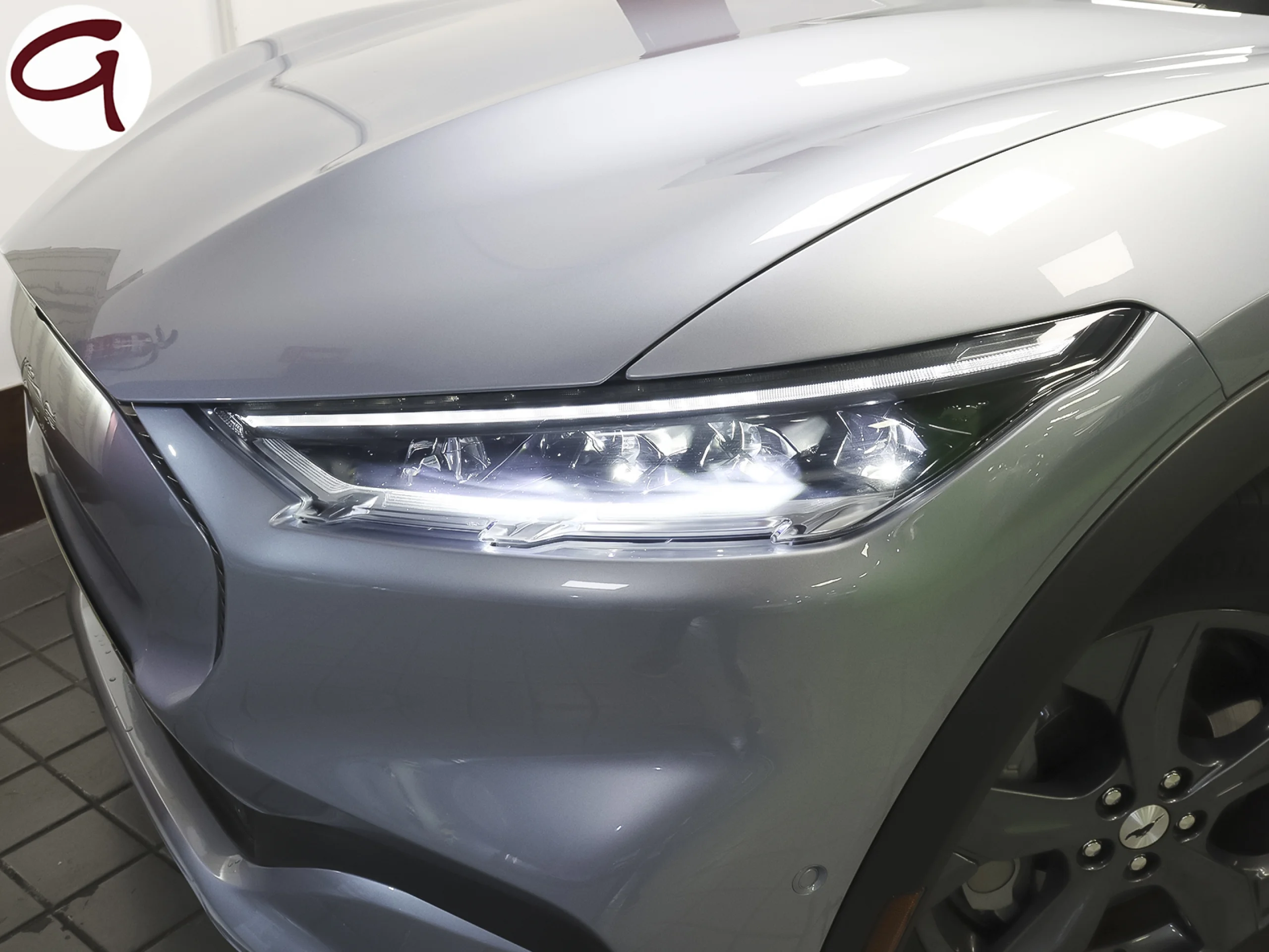 Ford Mustang Mach-E Batería 98.8Kwh 216 kW (294 CV) - Foto 35