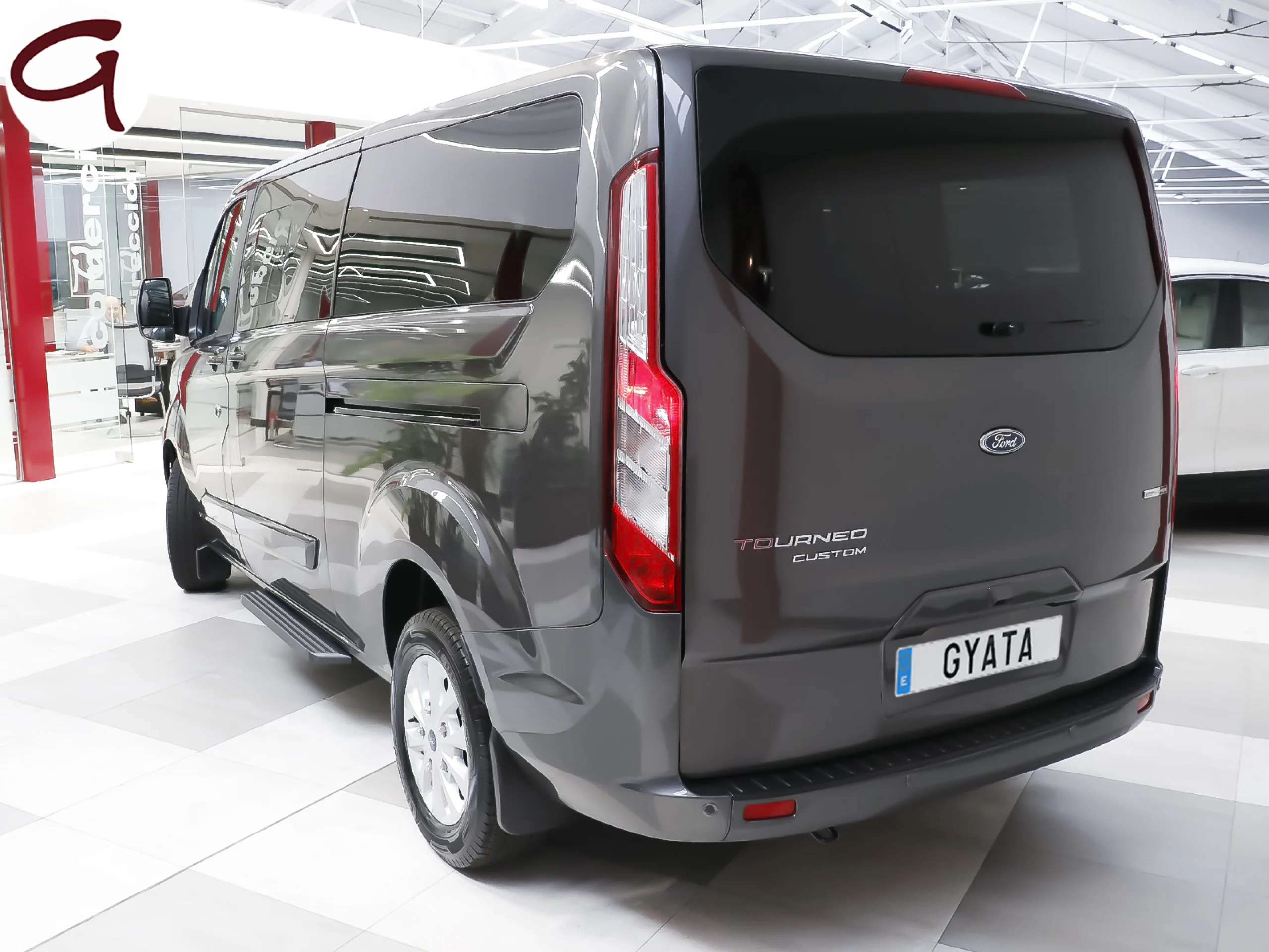 Ford Tourneo Custom 2.0 Ecoblue Hybrid L1 Titanium 96 kW (130 CV) - Foto 2