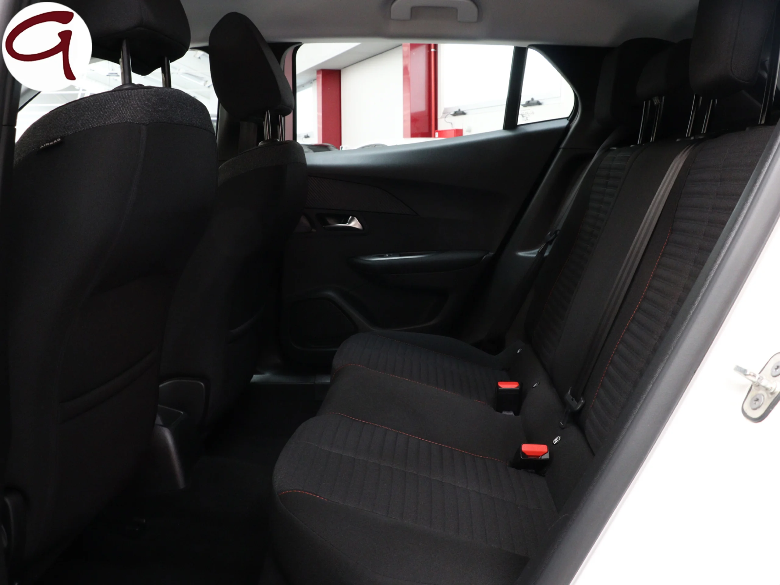 Peugeot 2008 PureTech 100 S&S Active 75 kW (100 CV) - Foto 8