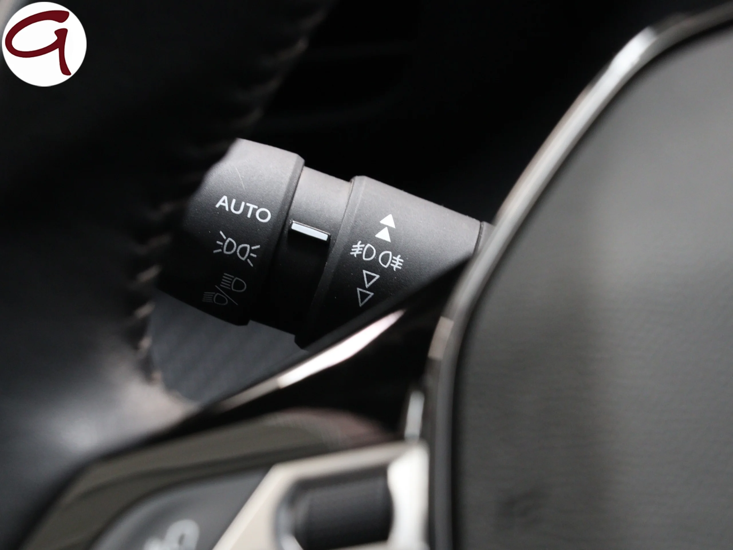 Peugeot 2008 PureTech 100 S&S Active 75 kW (100 CV) - Foto 21
