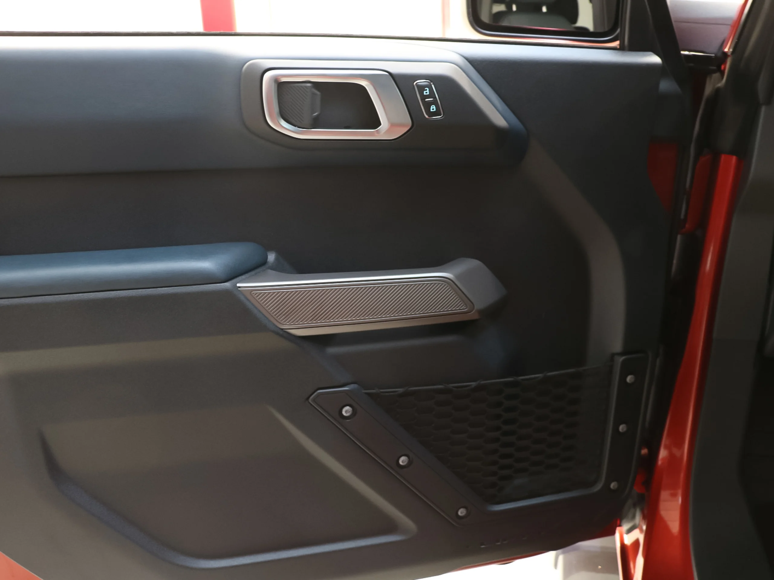 Ford Bronco 2.7 EcoBoost V6 Outer Banks 4x4 In Auto 246 kW (335 CV) - Foto 51