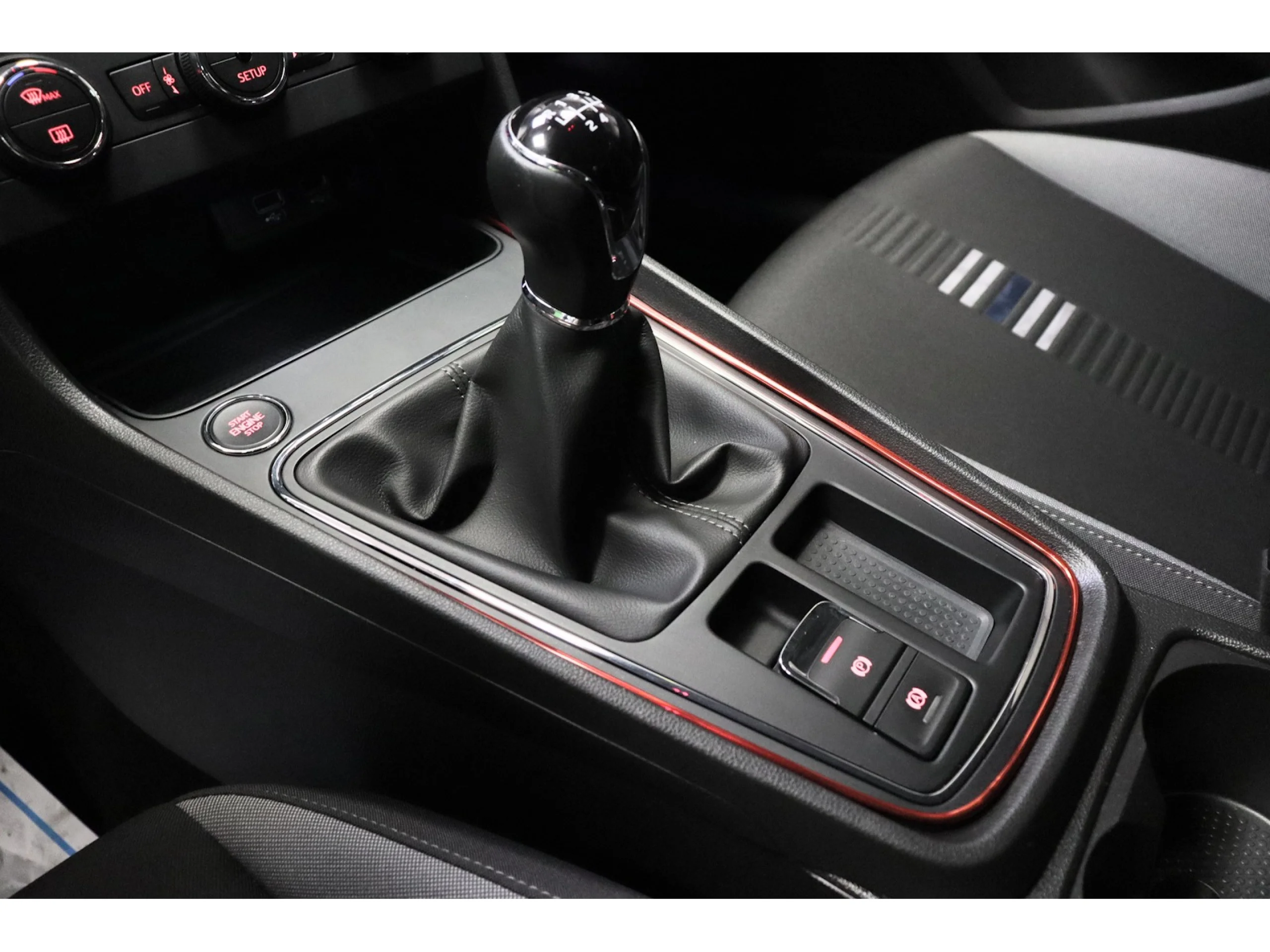 SEAT León 1.6 TDI S&S Style Visio Edition 85 kW (115 CV) - Foto 15