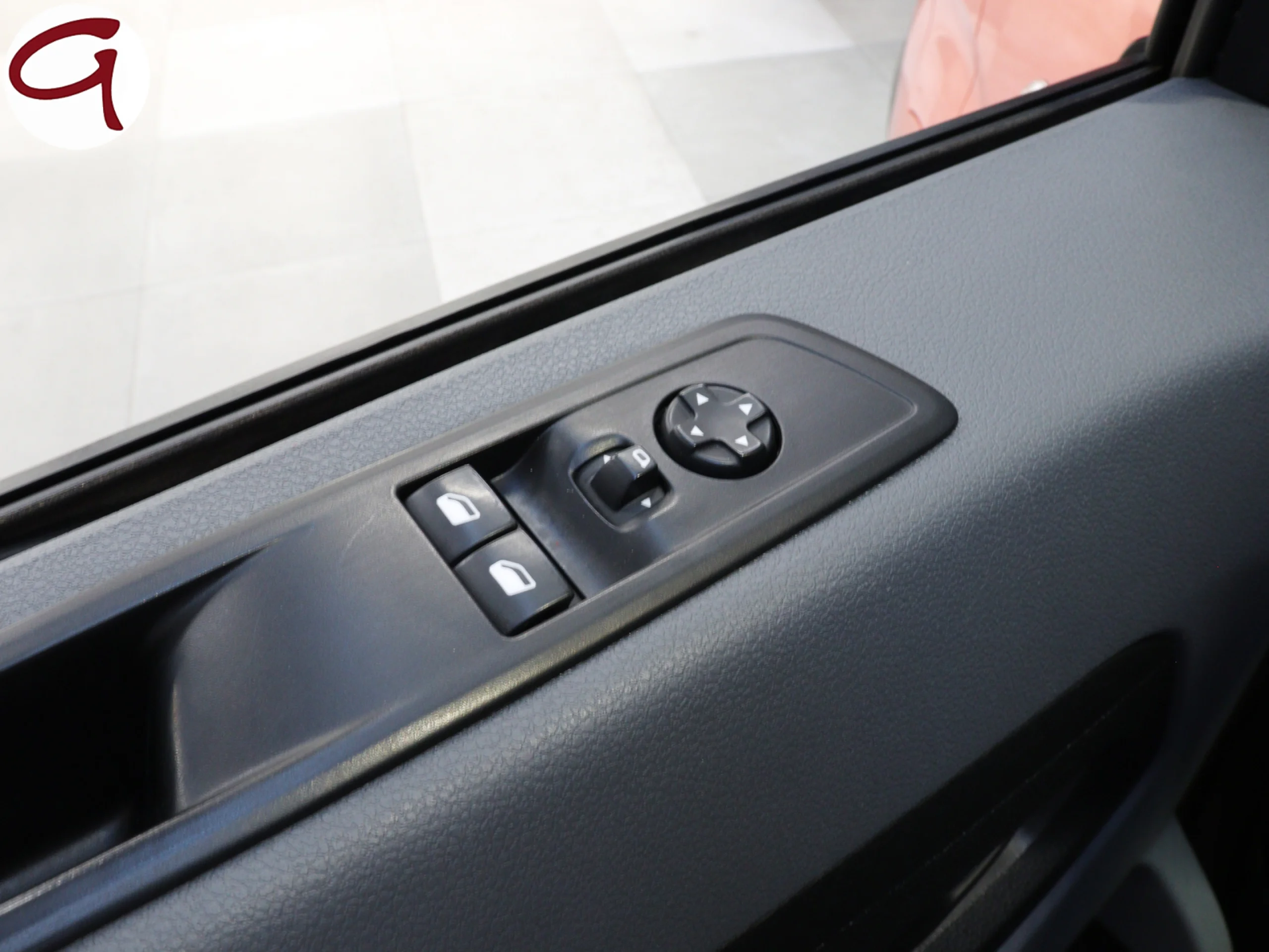 Citroen ë-Jumpy Furgón Talla M 50 KWh 100 kW (136 CV) - Foto 8