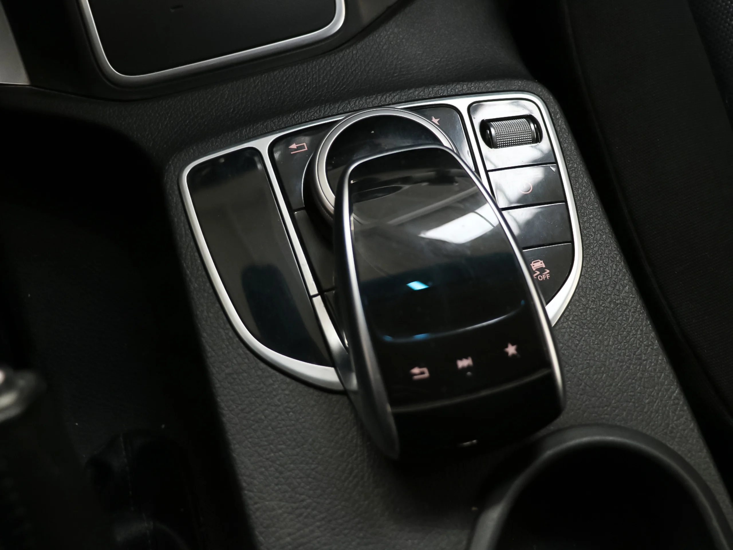 Mercedes-Benz Clase X X 250 d Pure 4Matic 140 kW (190 CV) - Foto 14