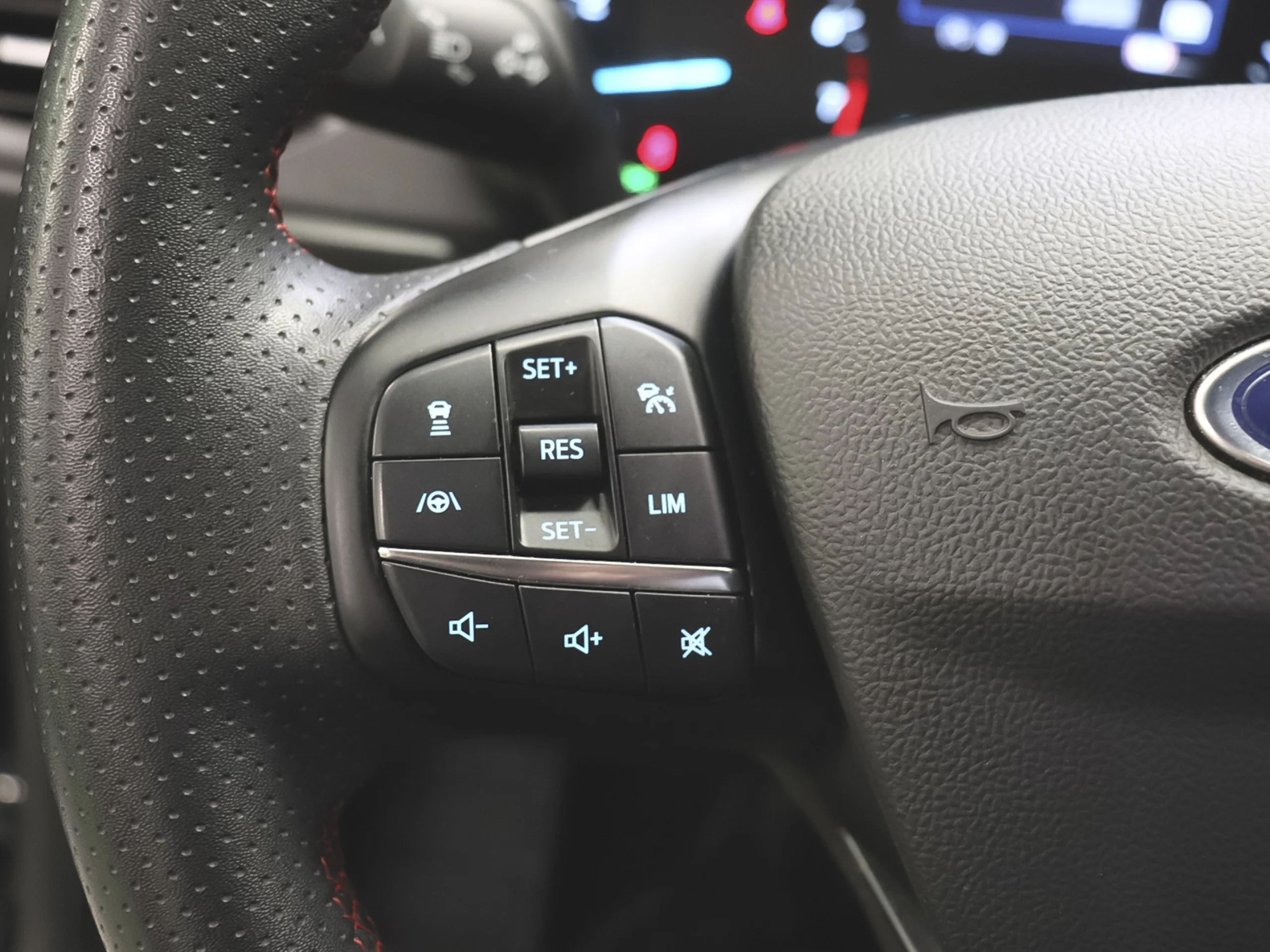 Ford Focus SportBreak 1.0 Ecoboost MHEV ST-Line Auto 114 kW (155 CV) - Foto 13