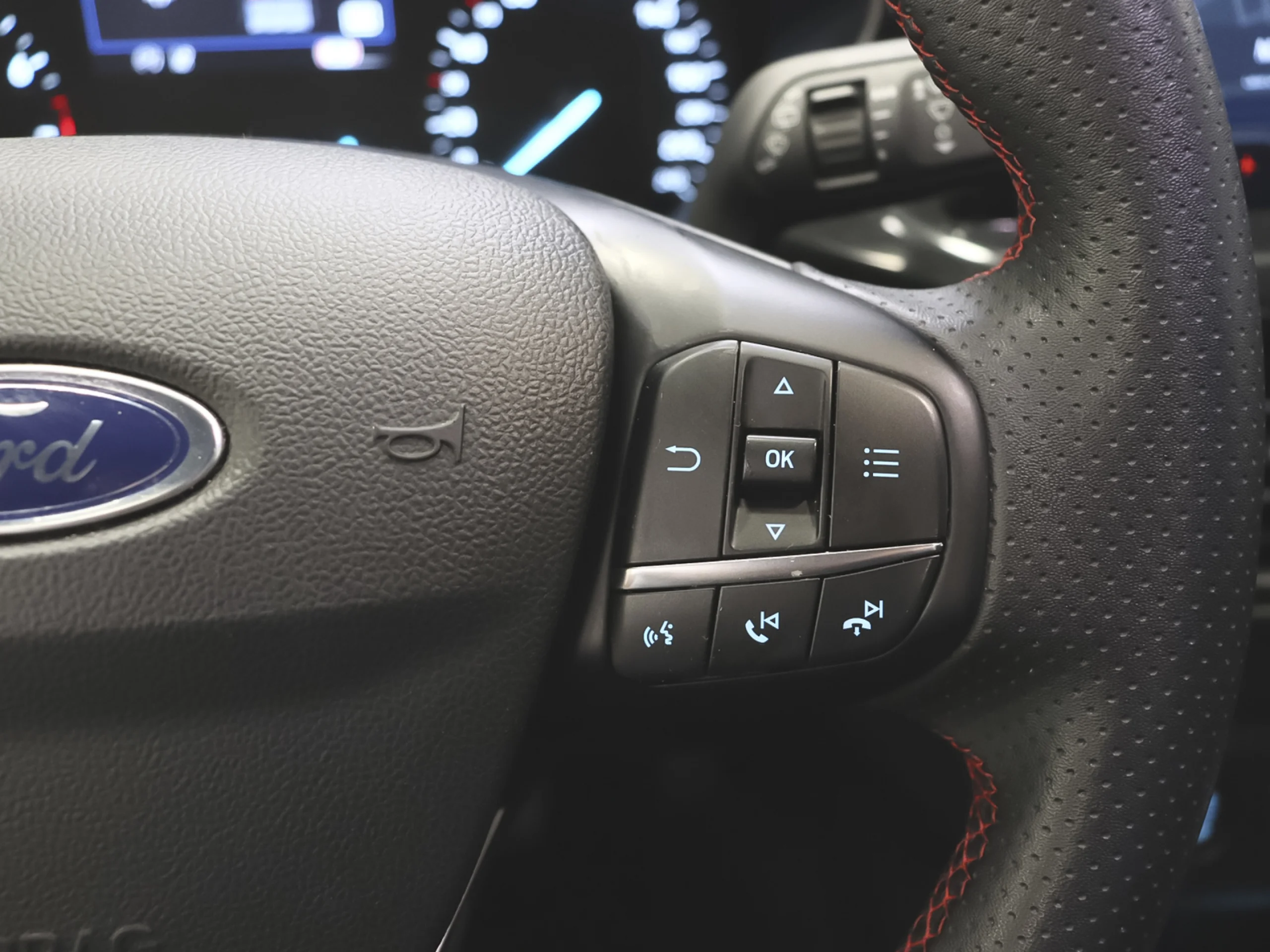 Ford Focus SportBreak 1.0 Ecoboost MHEV ST-Line Auto 114 kW (155 CV) - Foto 14