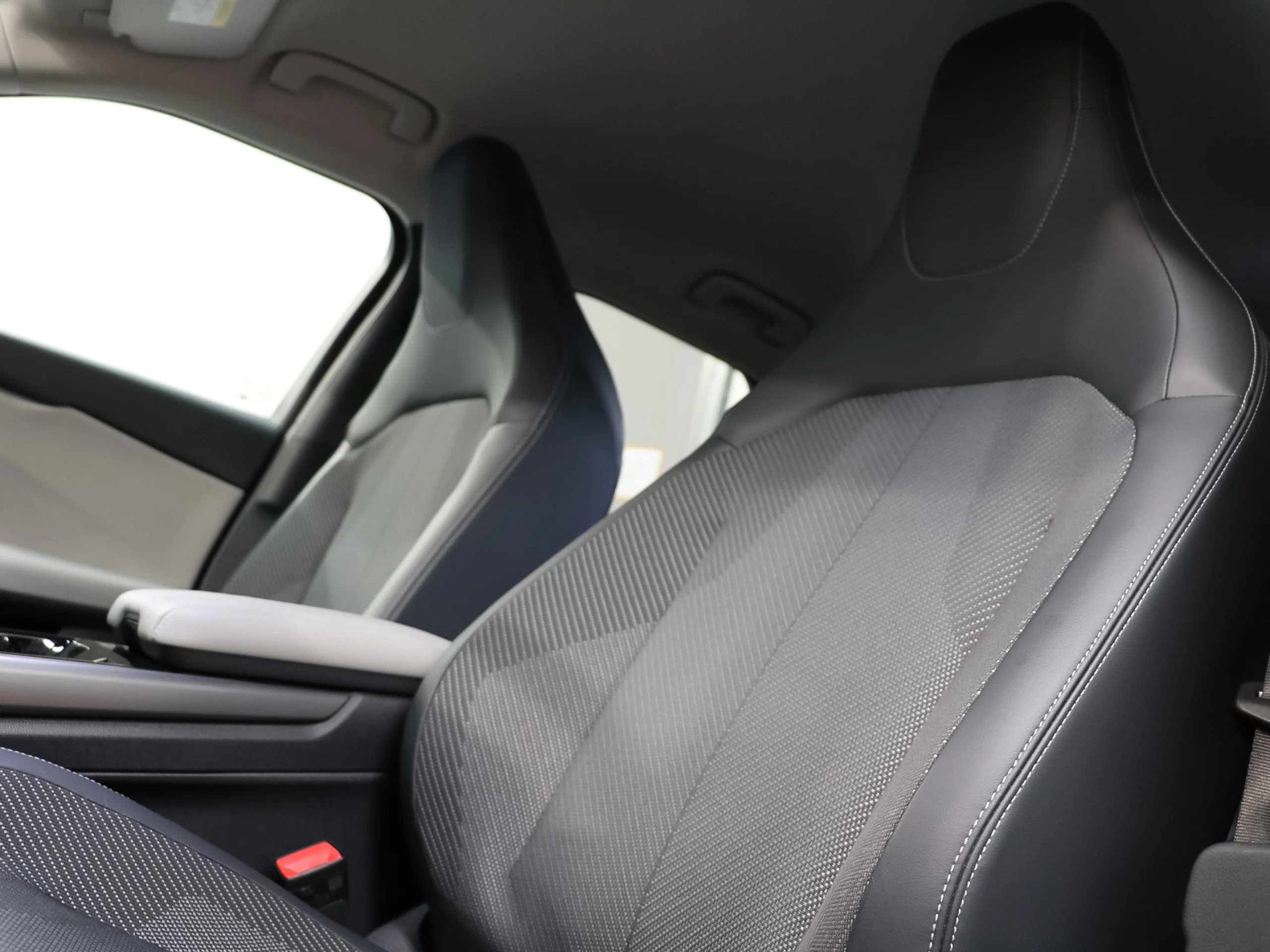 Ford Explorer CX740S Rango Extendido RWD 77kWh 210 kW (286 CV) - Foto 6