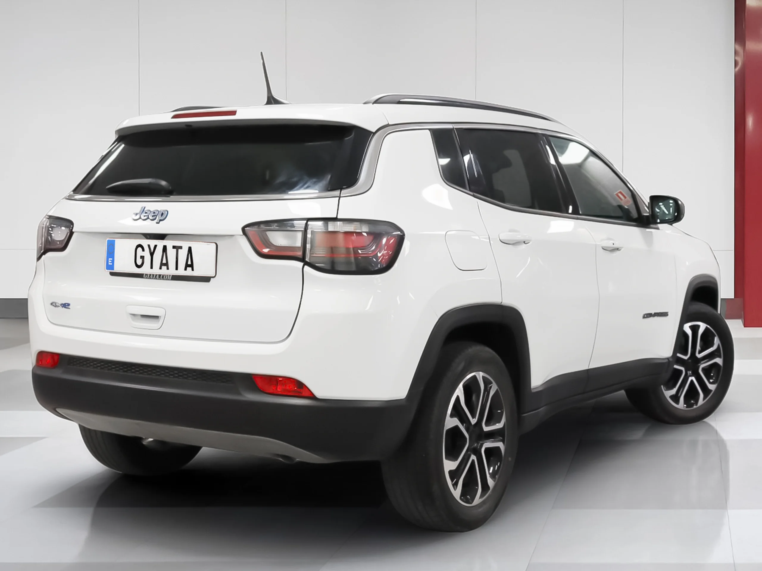 Jeep Compass 1.3 PHEV Limited AWD AT 140 kW (190 CV) - Foto 3
