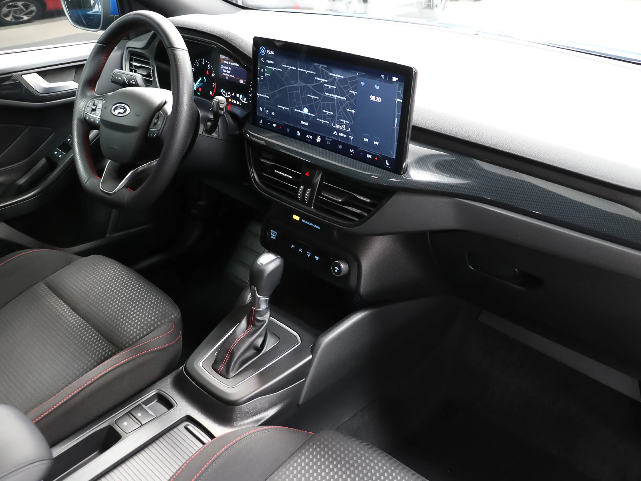 Ford Focus 1.0 Ecoboost MHEV ST-Line Auto 114 kW (155 CV) - Foto 5