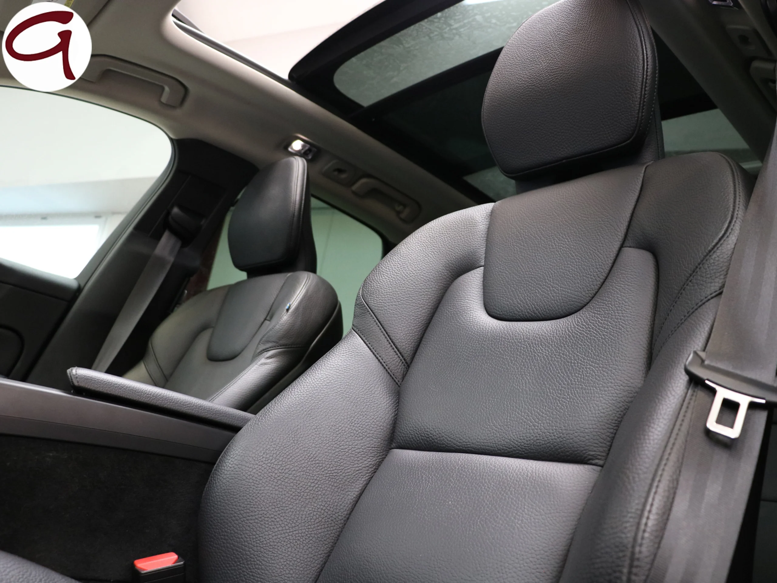 Volvo XC60 T6 Recharge Inscription AWD Auto 250 kW (340 CV) - Foto 10