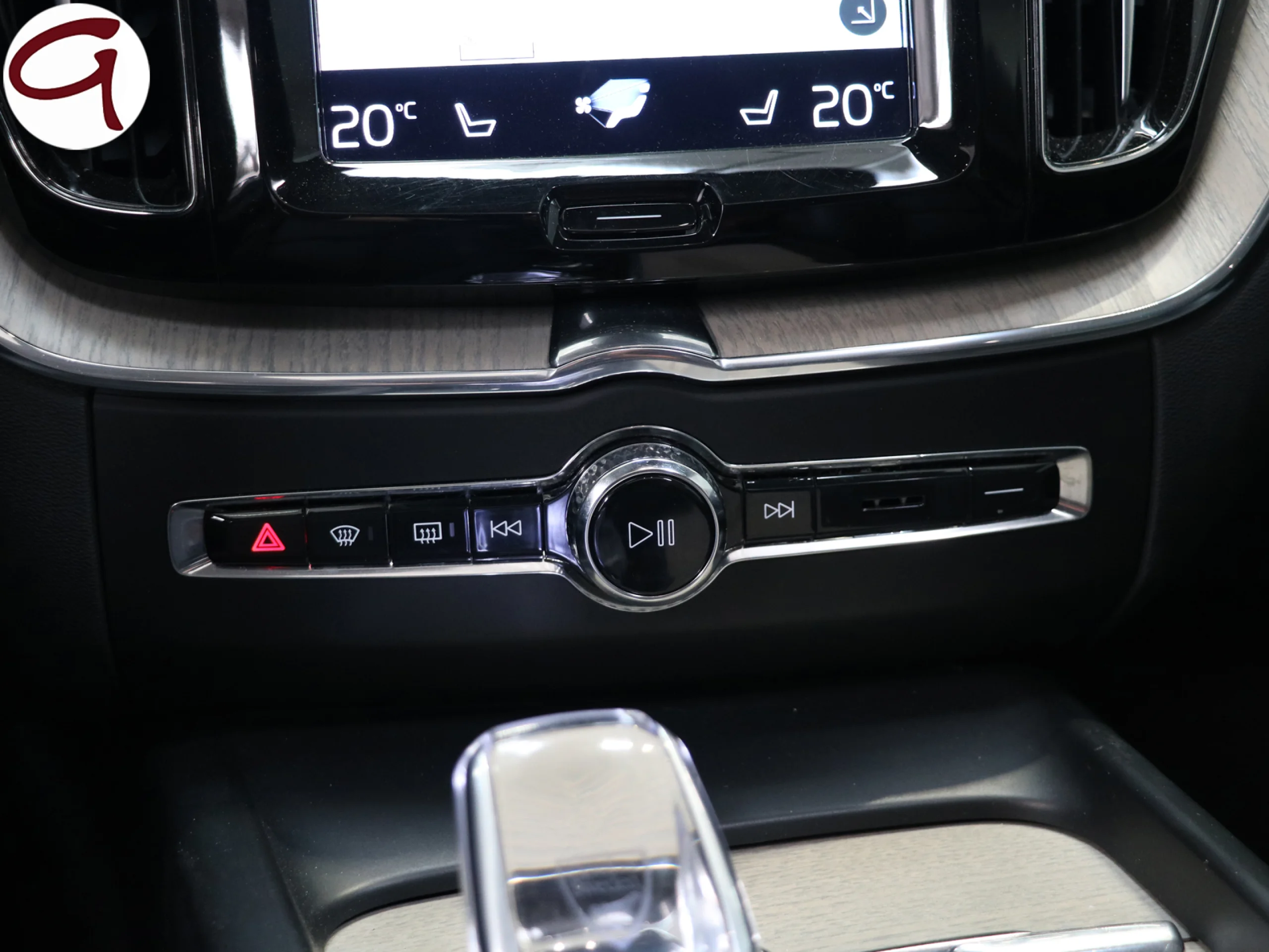 Volvo XC60 T6 Recharge Inscription AWD Auto 250 kW (340 CV) - Foto 22