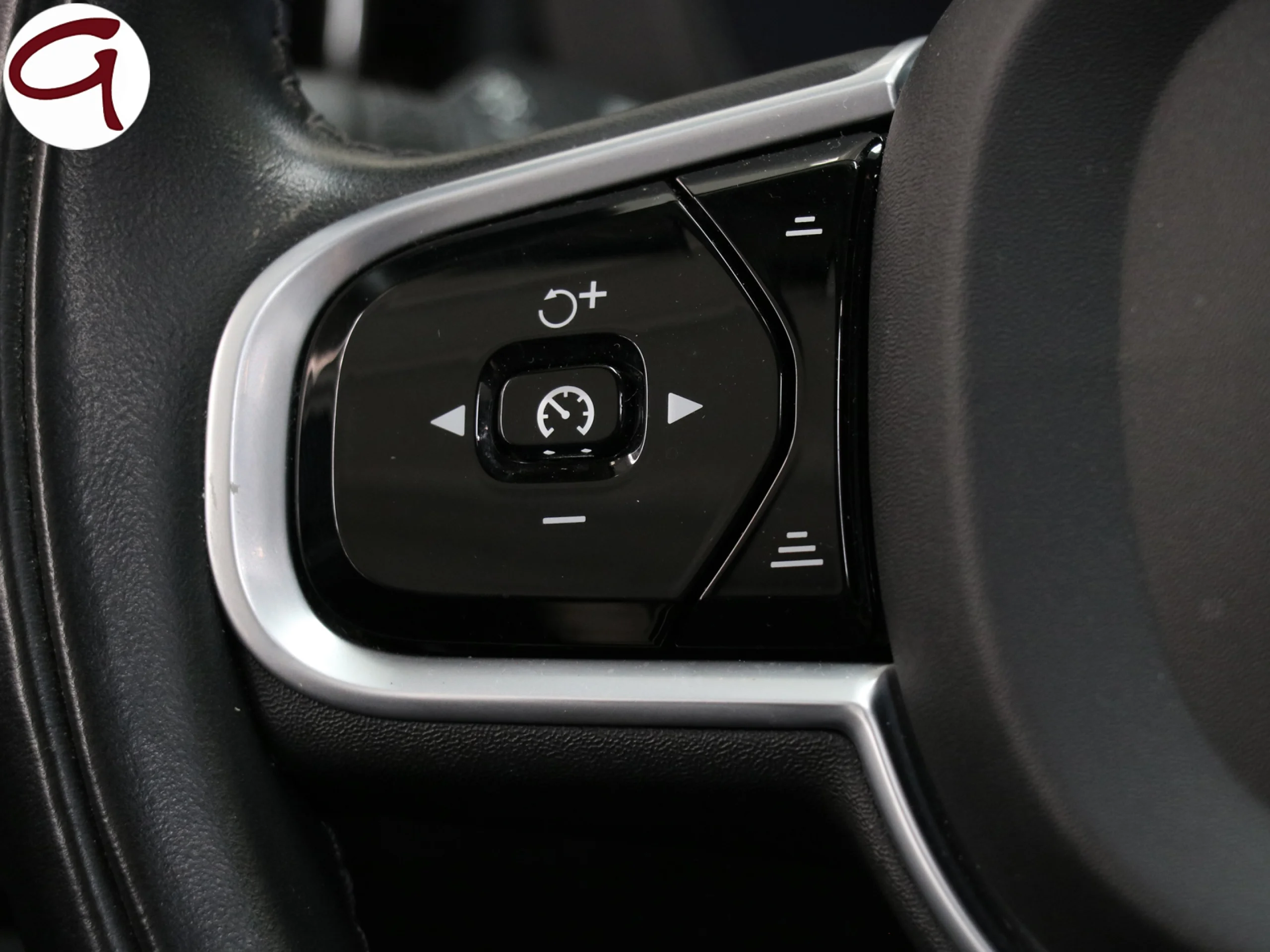 Volvo XC60 T6 Recharge Inscription AWD Auto 250 kW (340 CV) - Foto 28