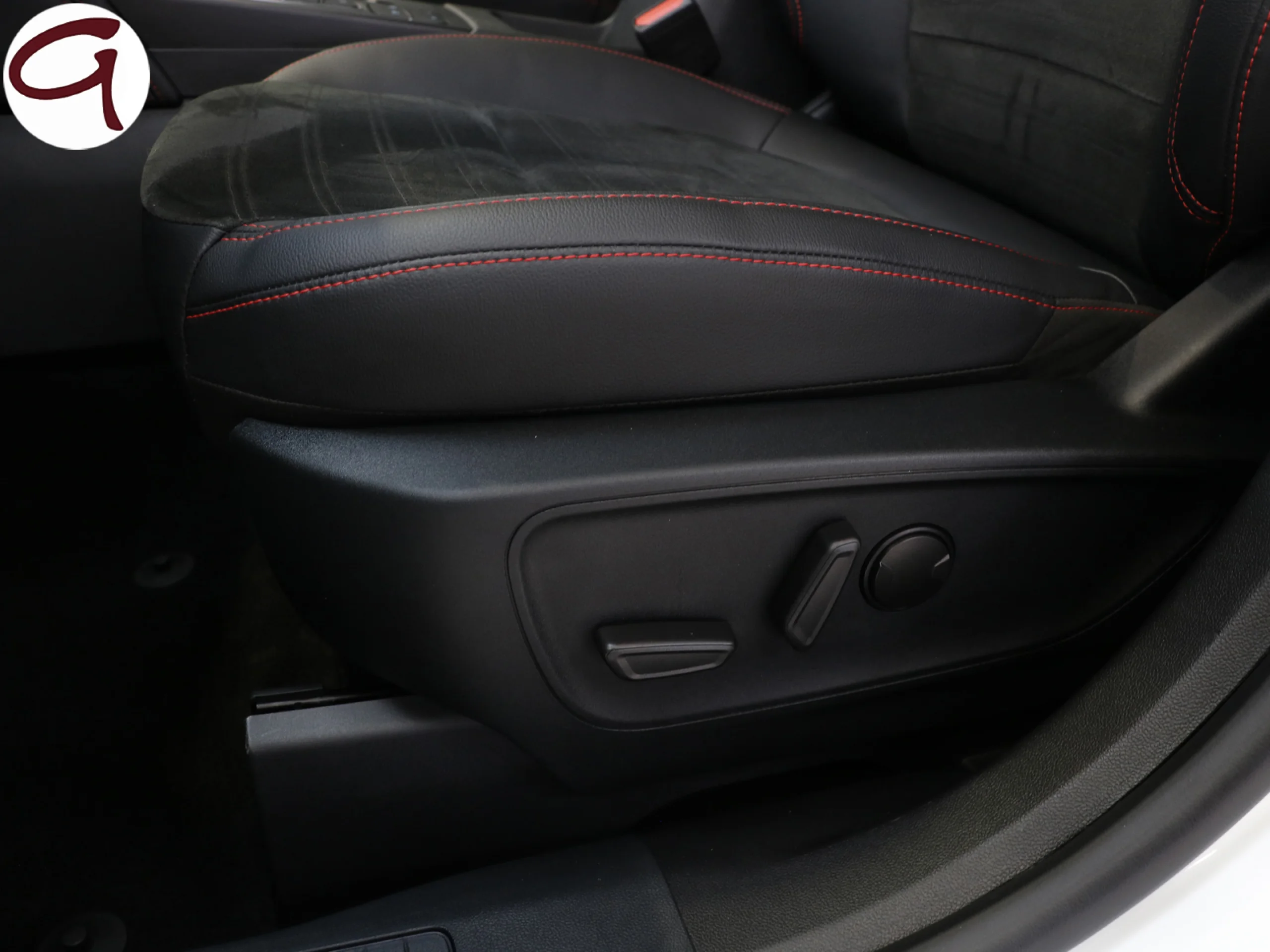 Ford Kuga 2.5 Duratec PHEV ST-Line X Auto 165 kW (225 CV) - Foto 5