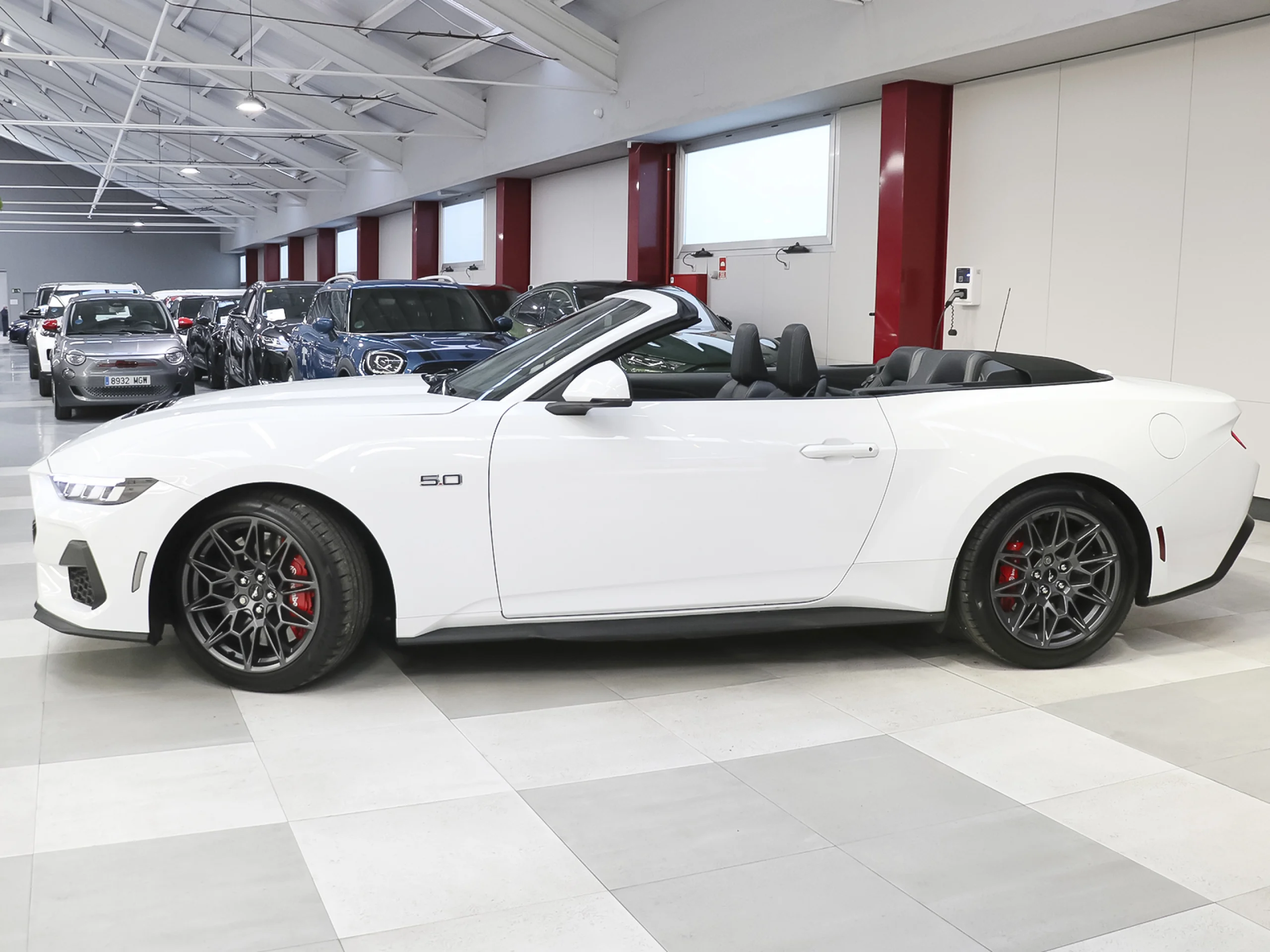 Ford Mustang 5.0 Ti-VCT V8 Convertible Mustang GT AT 331 kW (450 CV) - Foto 2