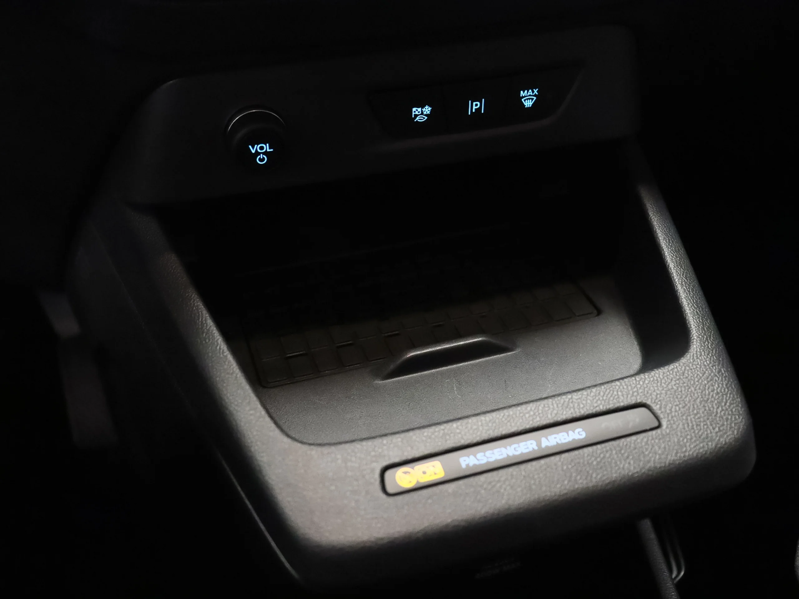 Ford Tourneo Courier BEV 43,5kWh Titanium Auto 100 kW (136 CV) - Foto 32