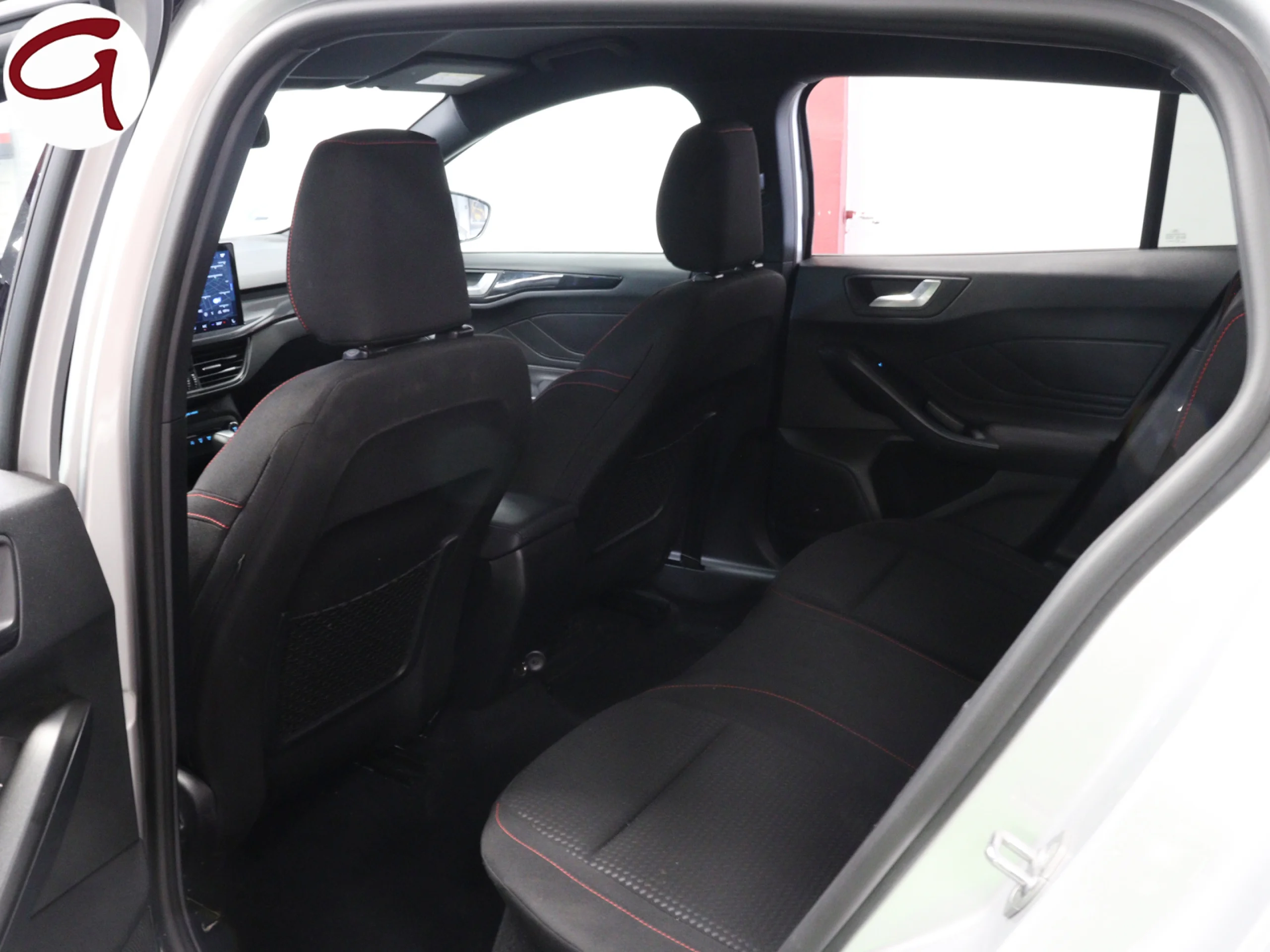 Ford Focus SportBreak 1.0 Ecoboost MHEV ST-Line Auto 114 kW (155 CV) - Foto 6