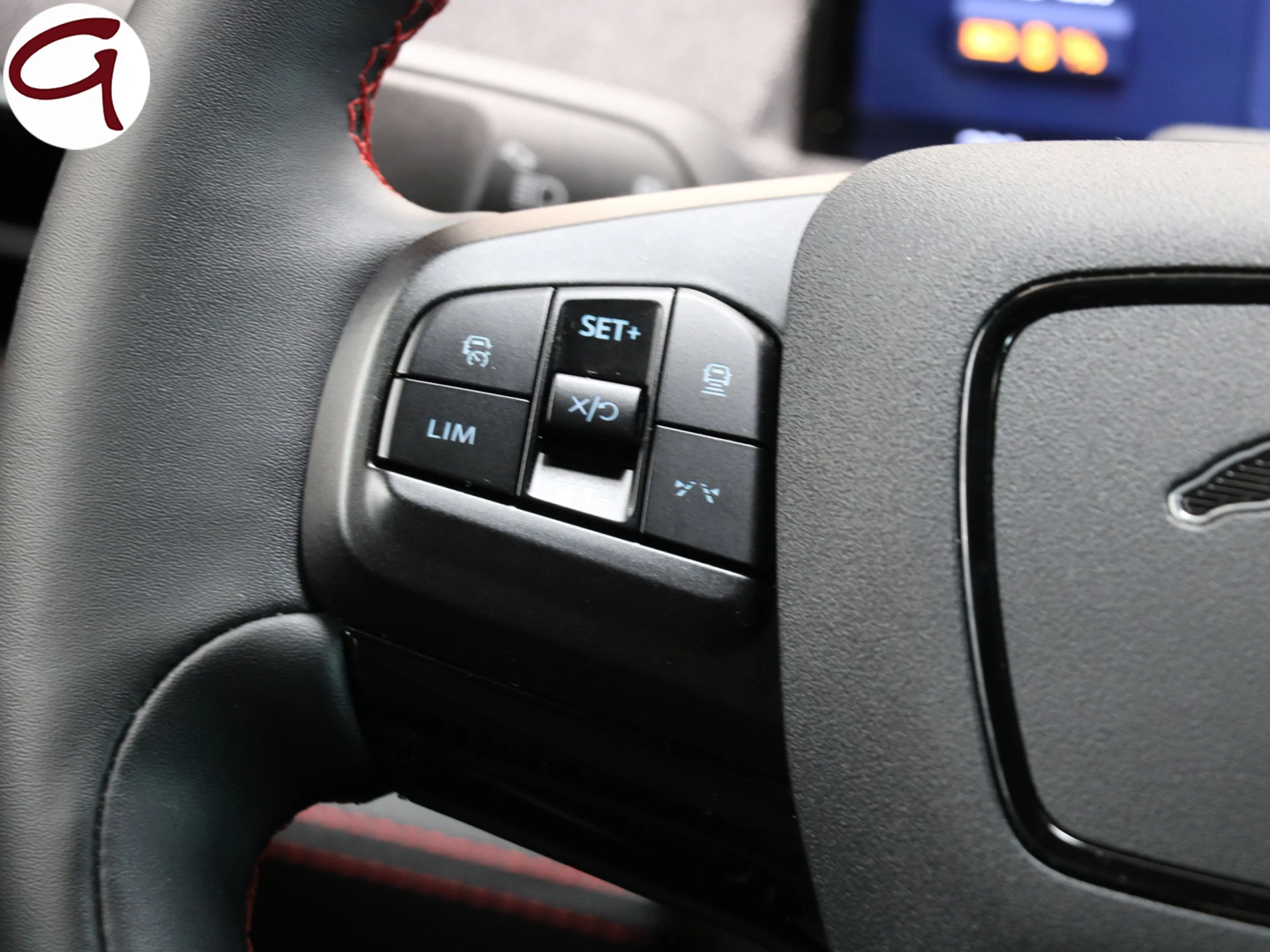 Ford Mustang Mach-E Batería 75.7Kwh Base 198 kW (269 CV) - Foto 32