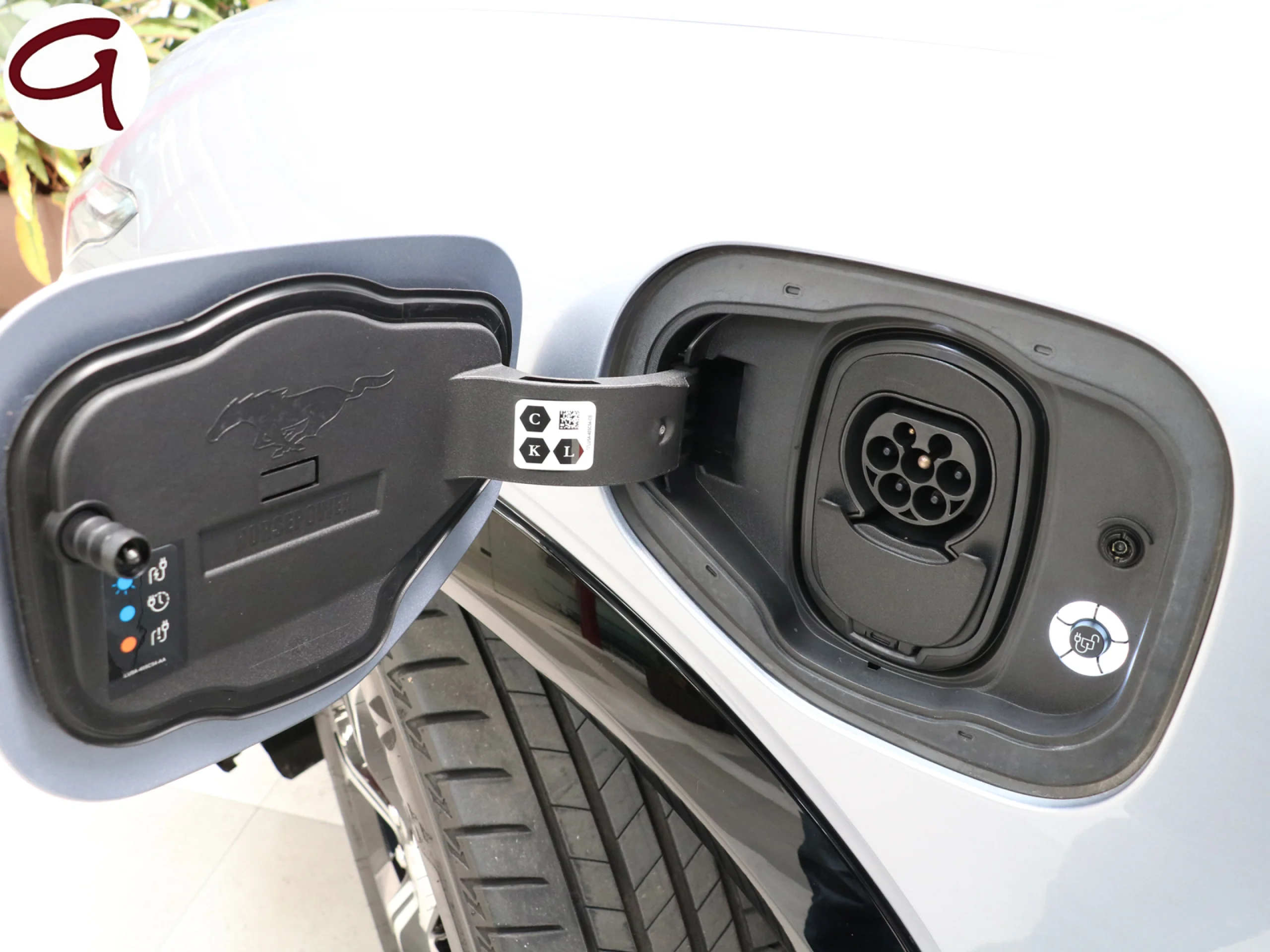 Ford Mustang Mach-E Batería 75.7Kwh Base 198 kW (269 CV) - Foto 39