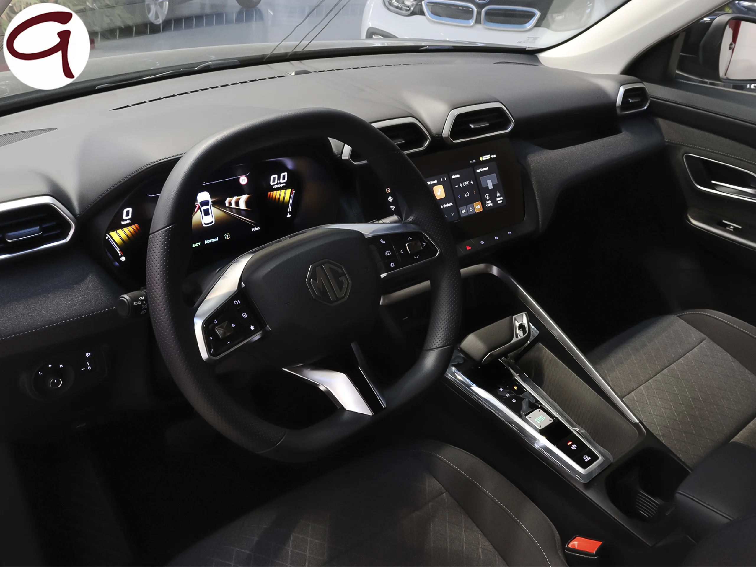 MG ZS 1.5 Hybrid+ Standard 145 kW (197 CV) - Foto 4