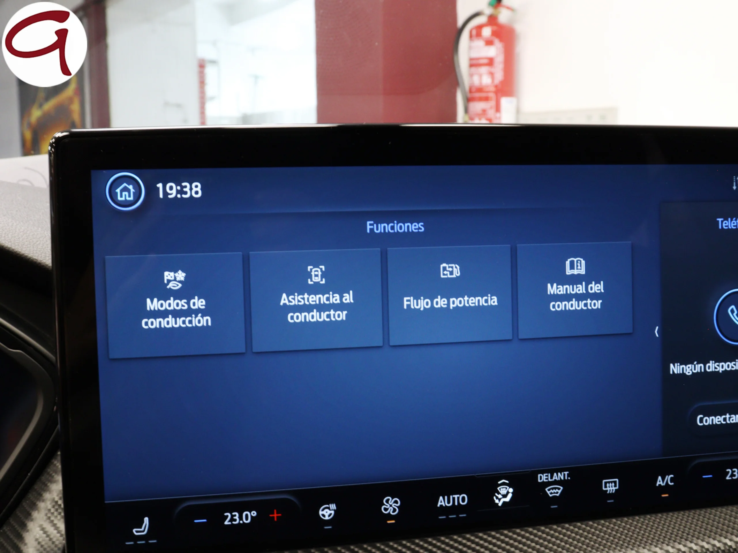 Ford Kuga 2.5 Duratec FHEV ST-Line Auto 132 kW (180 CV) - Foto 19