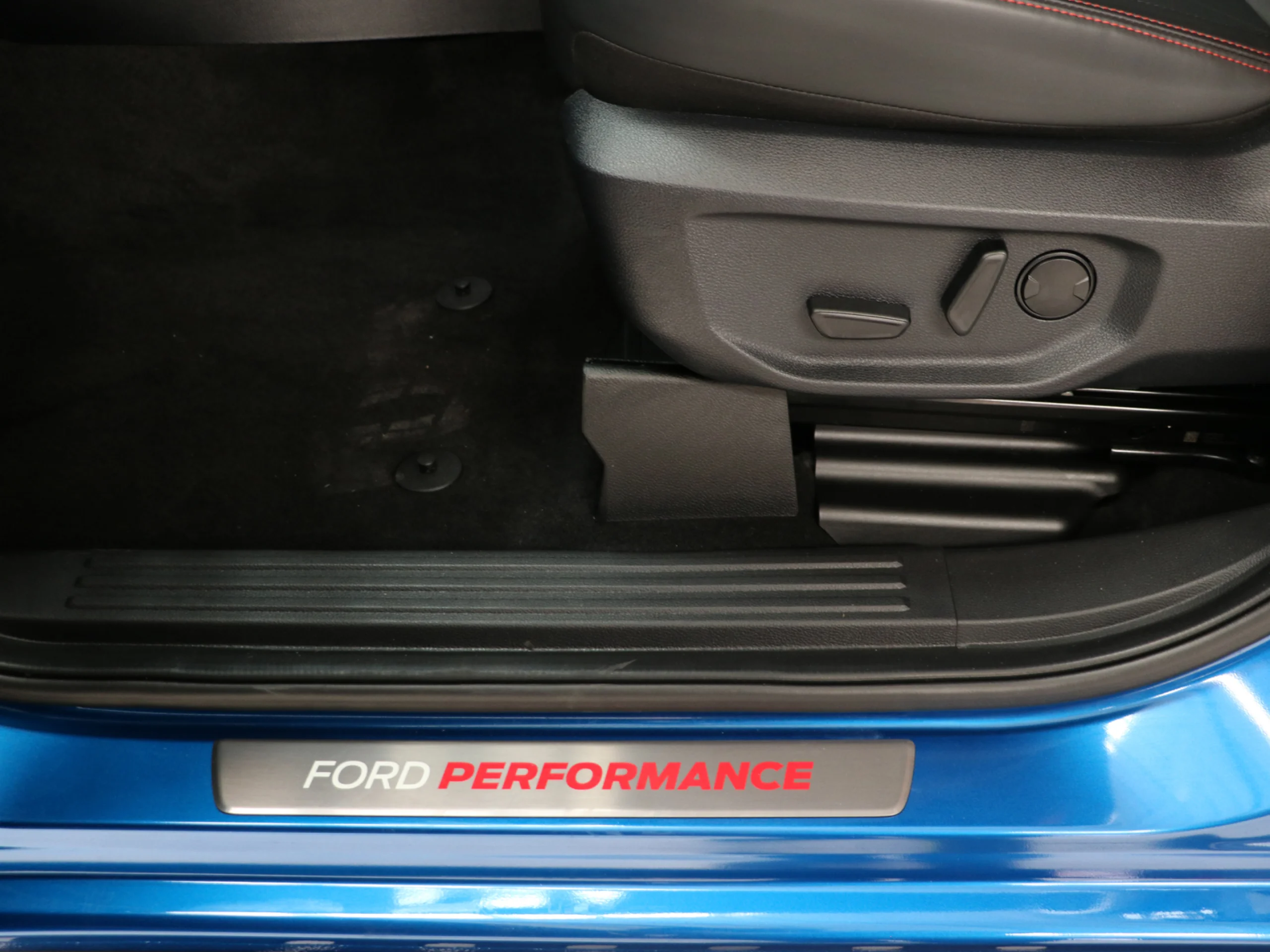 Ford Ranger Pickup 2.0 Ecoblue DC Raptor e-AWD AT 154 kW (210 CV) - Foto 10