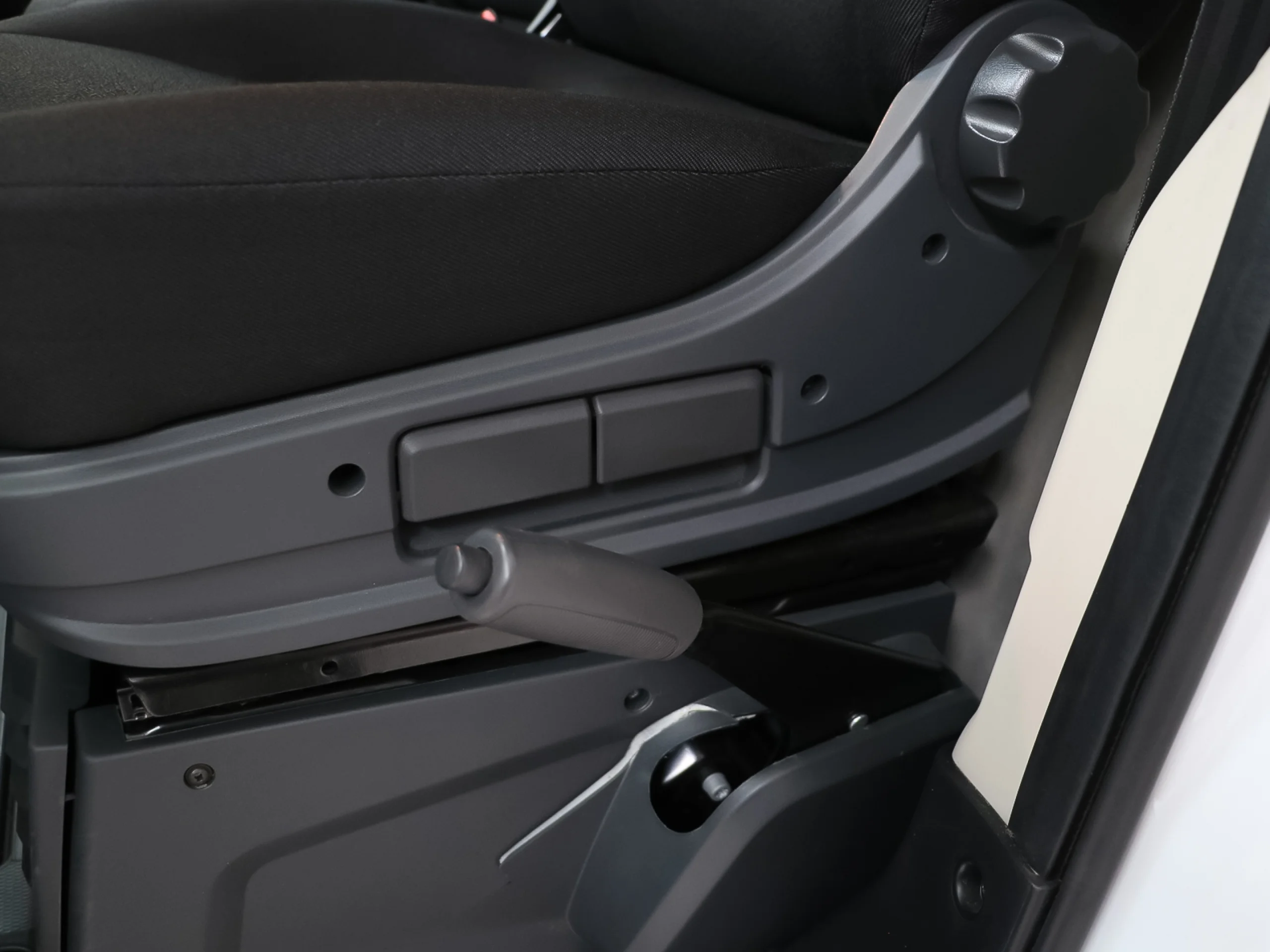 Fiat Ducato Furgon 2.2 Multijet Heavy 35 L4H2 103 kW (140 CV) - Foto 10