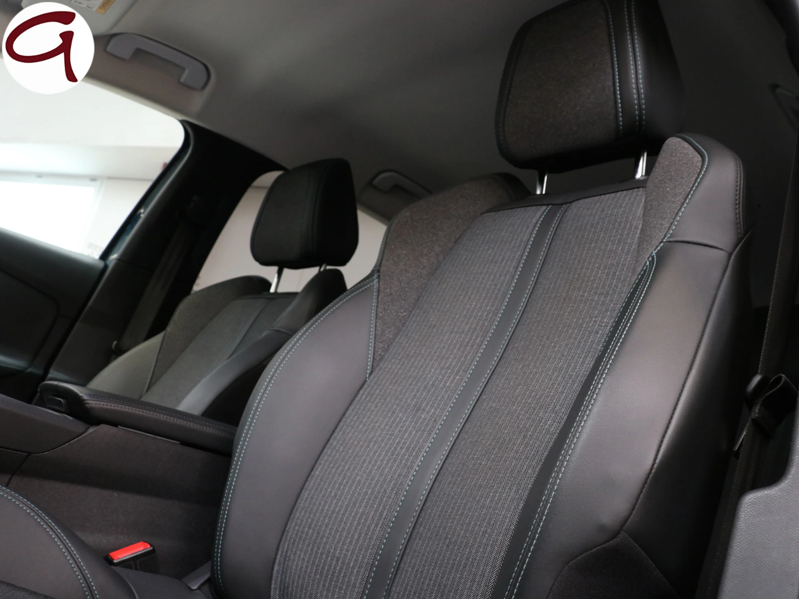 Peugeot 3008 Hybrid 225 Allure e-EAT8 165 kW (225 CV) - Foto 15