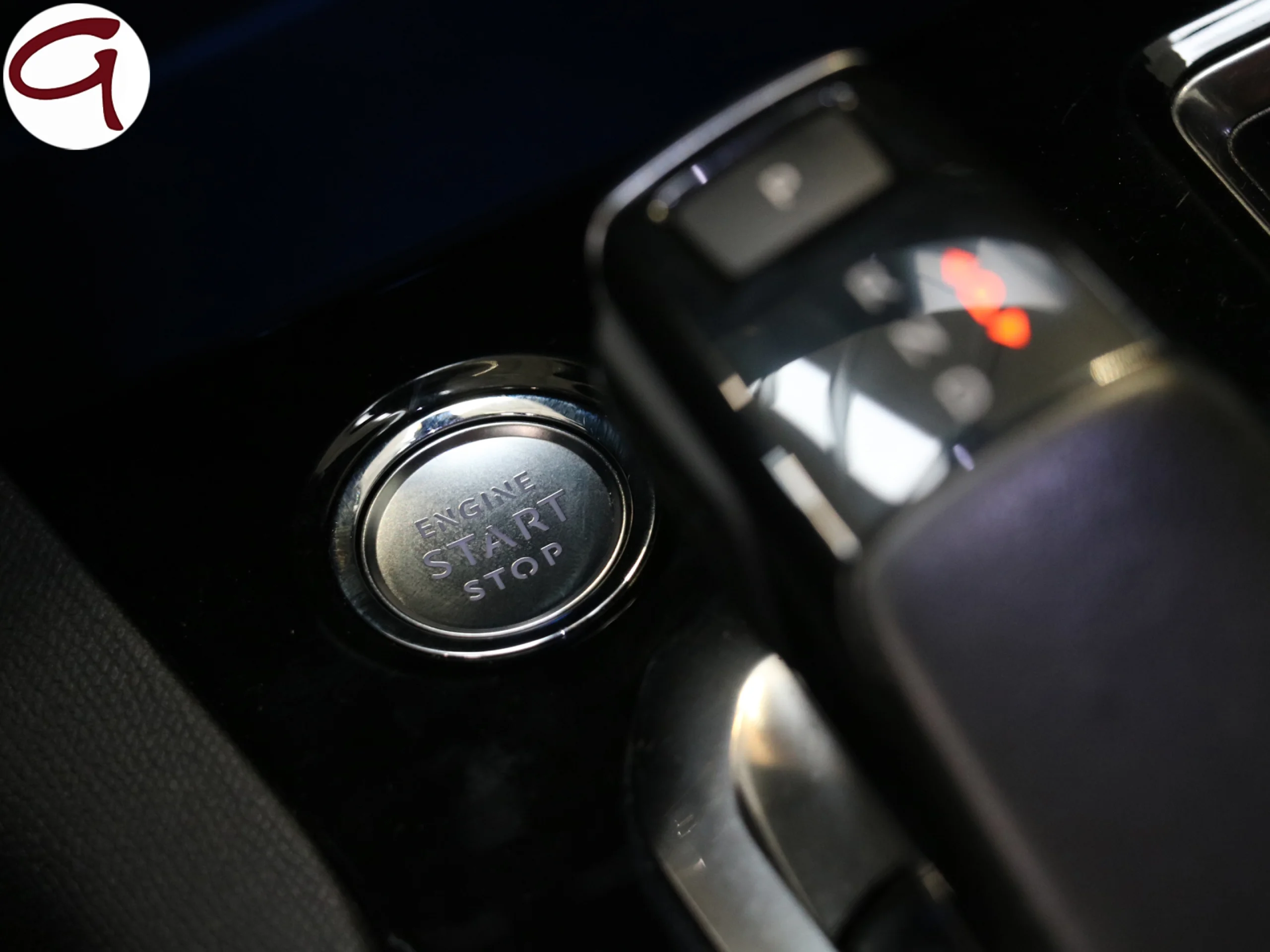 Peugeot 3008 Hybrid 225 Allure e-EAT8 165 kW (225 CV) - Foto 29