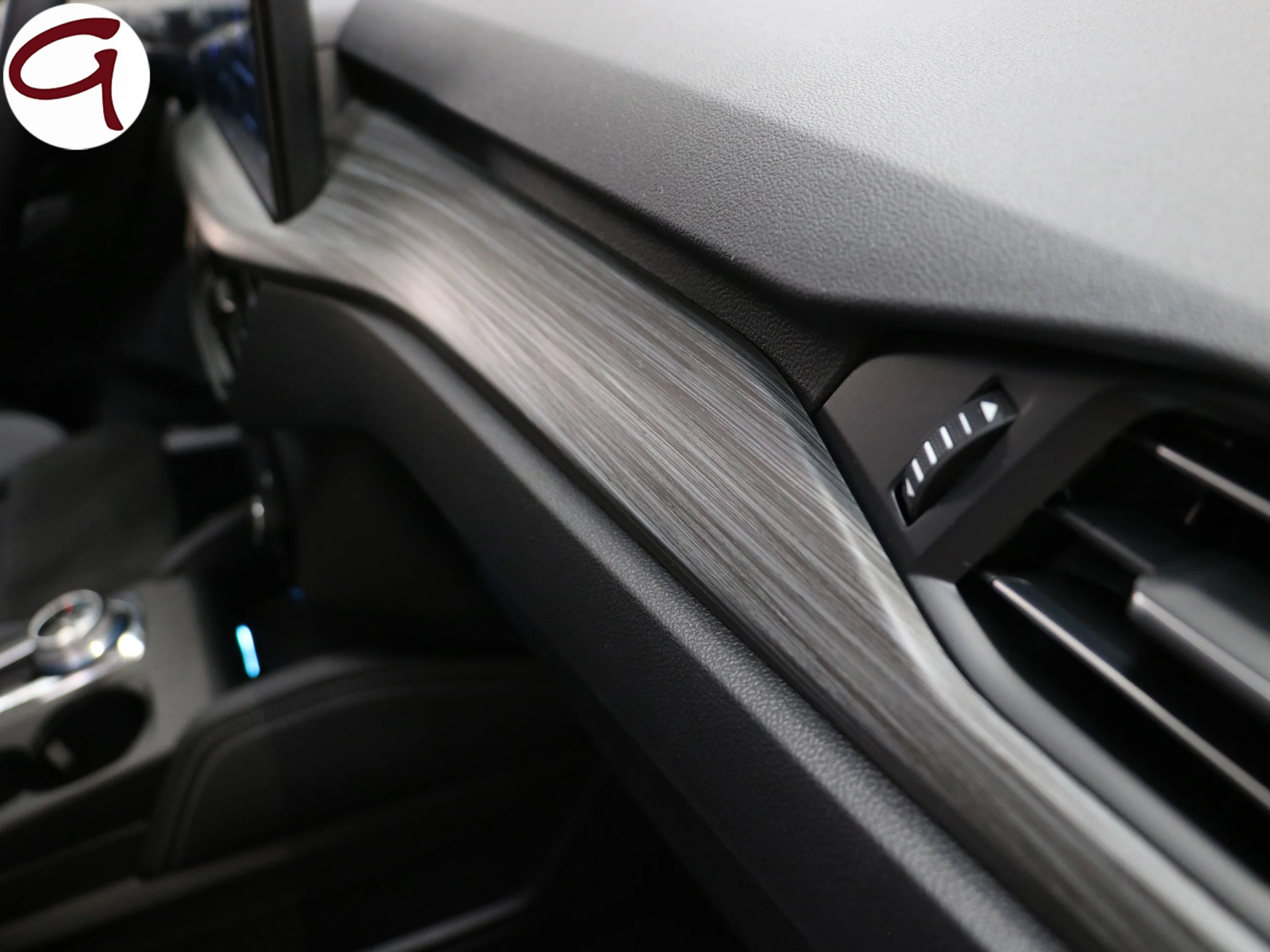 Ford Kuga 2.5 Duratec FHEV Active X Auto 132 kW (180 CV) - Foto 7