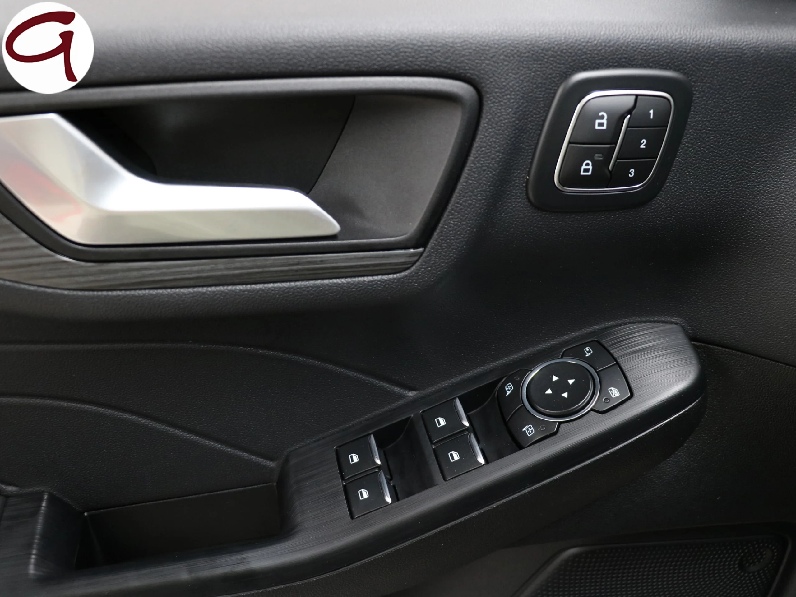 Ford Kuga 2.5 Duratec FHEV Active X Auto 132 kW (180 CV) - Foto 49