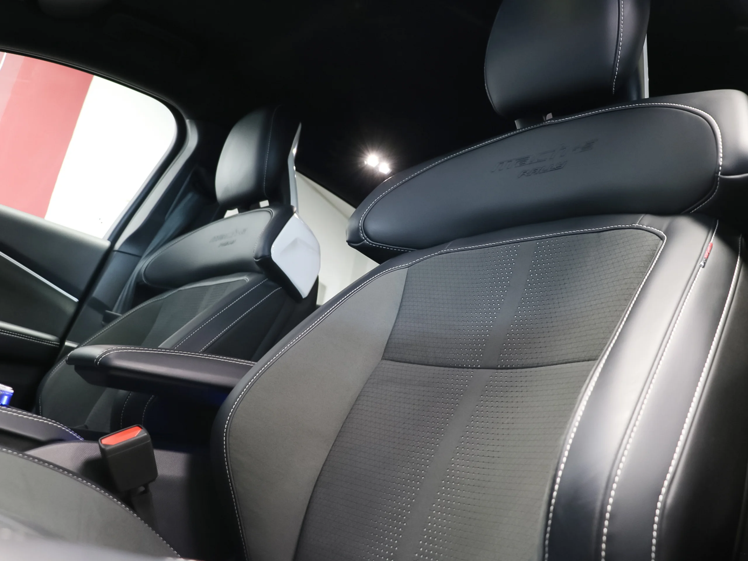 Ford Mustang Mach-E GT AWD Rango Extendido 358 kW (487 CV) - Foto 9