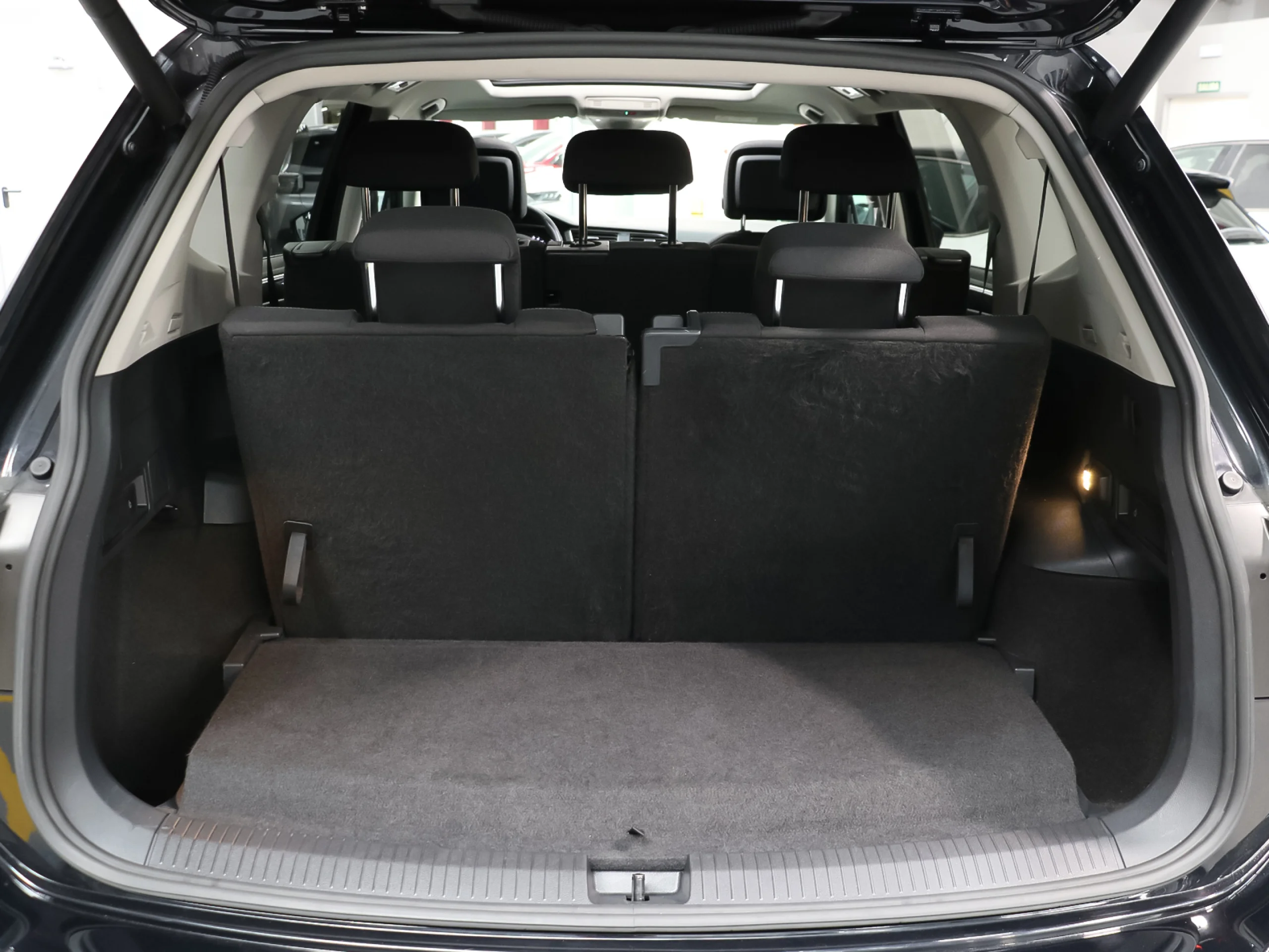 Volkswagen Tiguan Allspace Advance 1.5 TSI 110 kW (150 CV) DSG - Foto 39