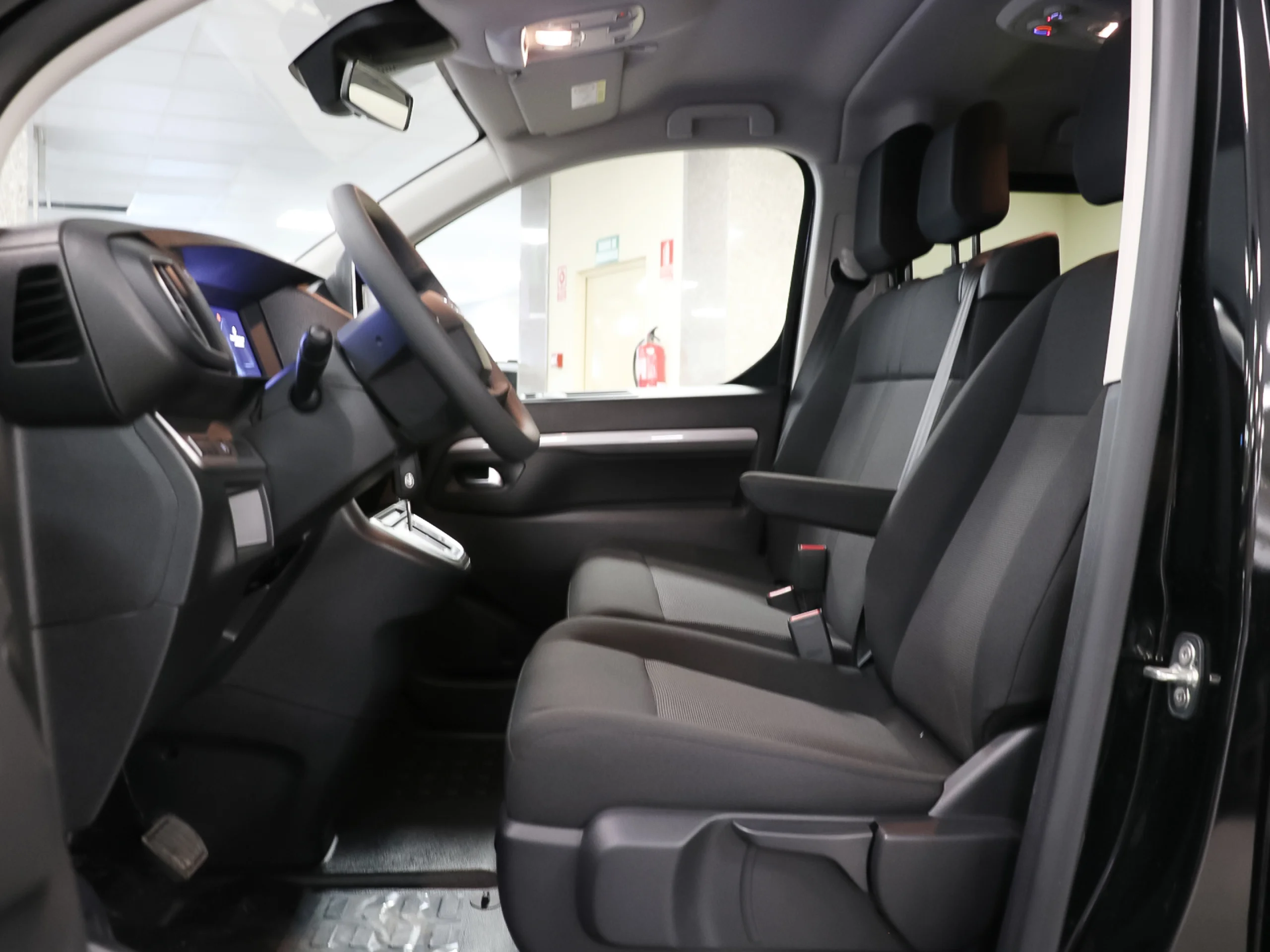 Citroen Spacetourer BlueHDi 180 S&S Talla M Plus EAT8 132 kW (180 CV) - Foto 7