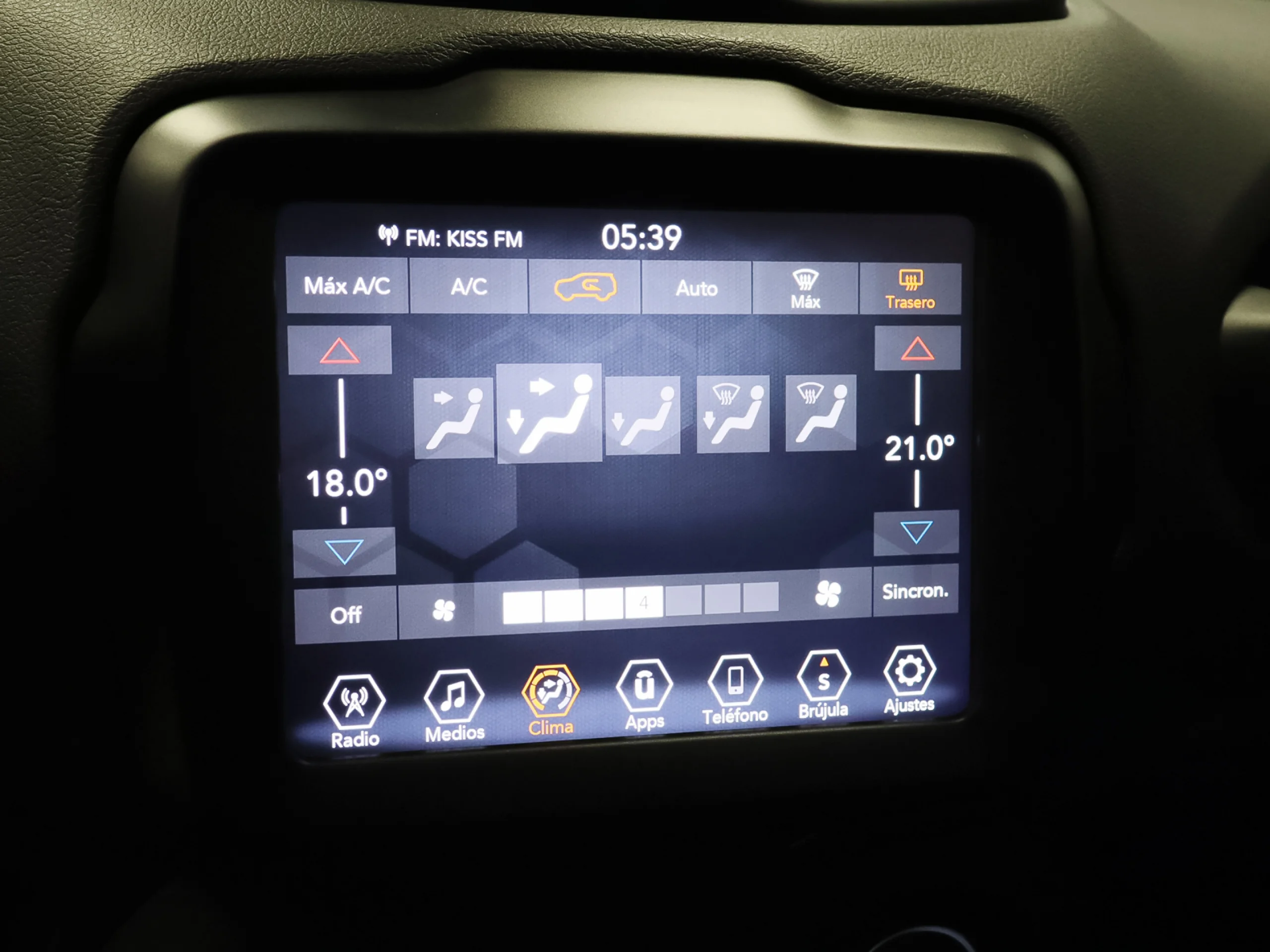 Jeep Renegade eHybrid 1.5 Limited ATX 96 kW (130 CV) - Foto 26
