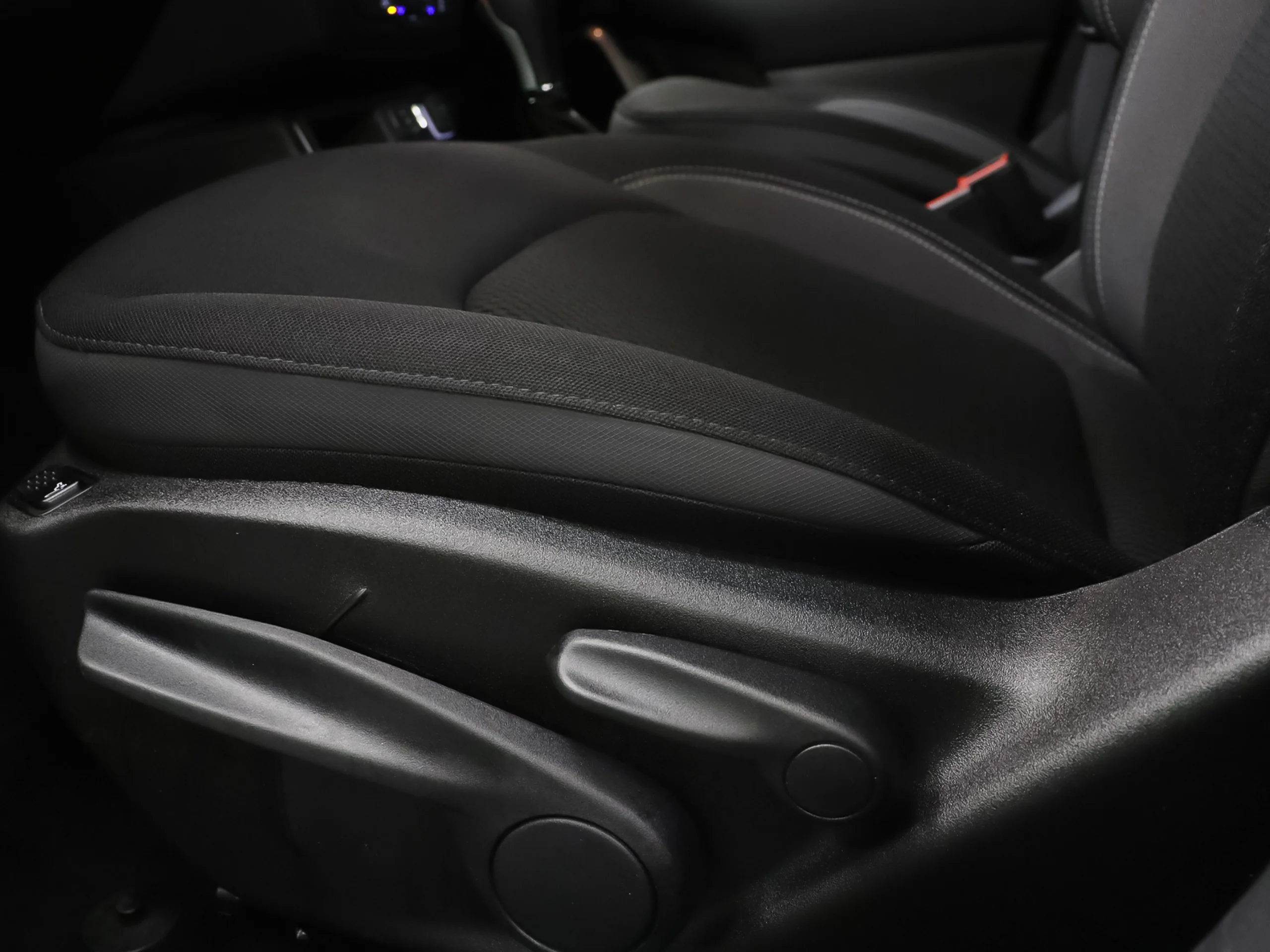 Jeep Renegade eHybrid 1.5 Limited ATX 96 kW (130 CV) - Foto 5