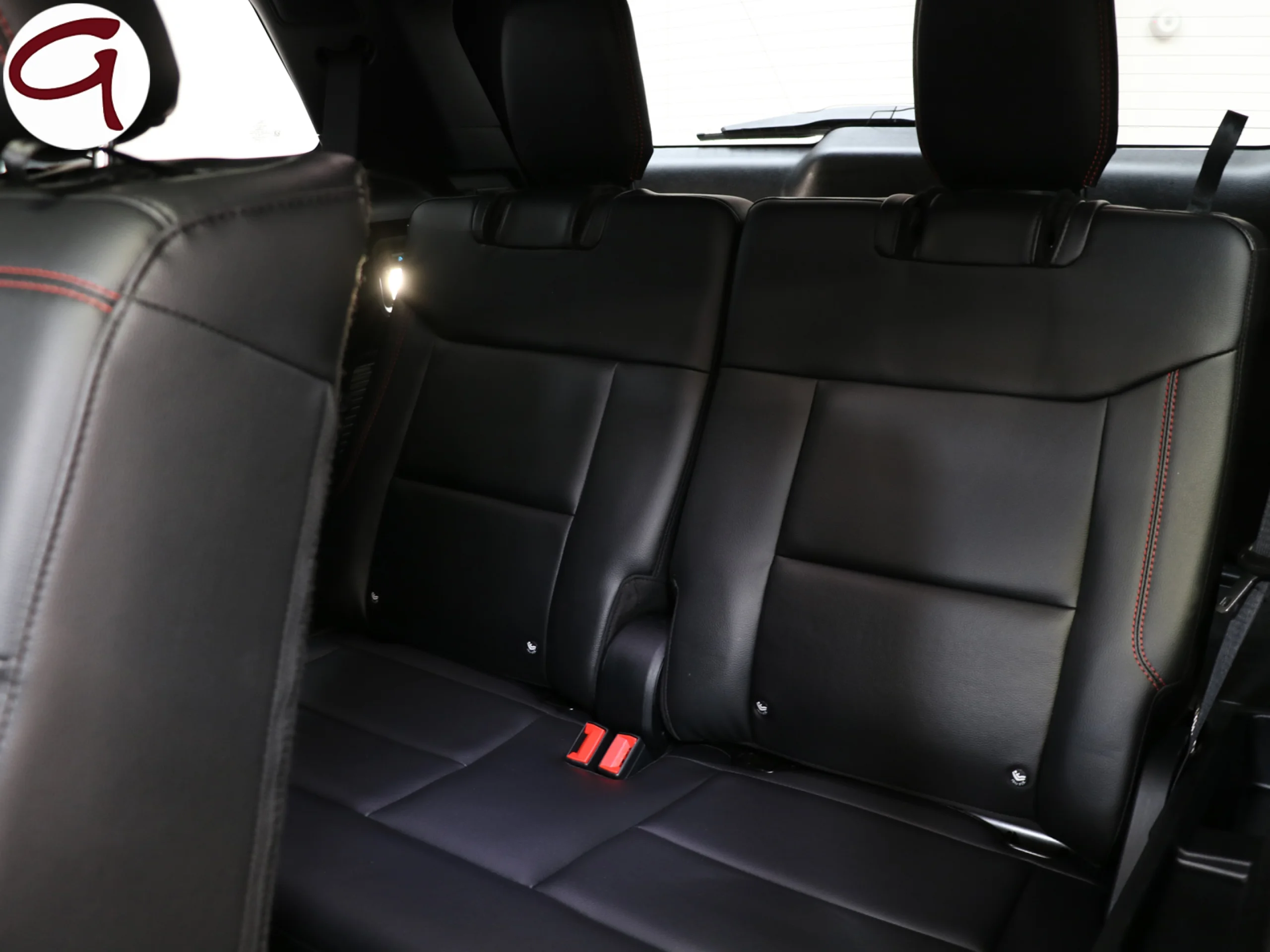 Ford Explorer 3.0 PHEV ST Line AWD 336 kW (457 CV) - Foto 17