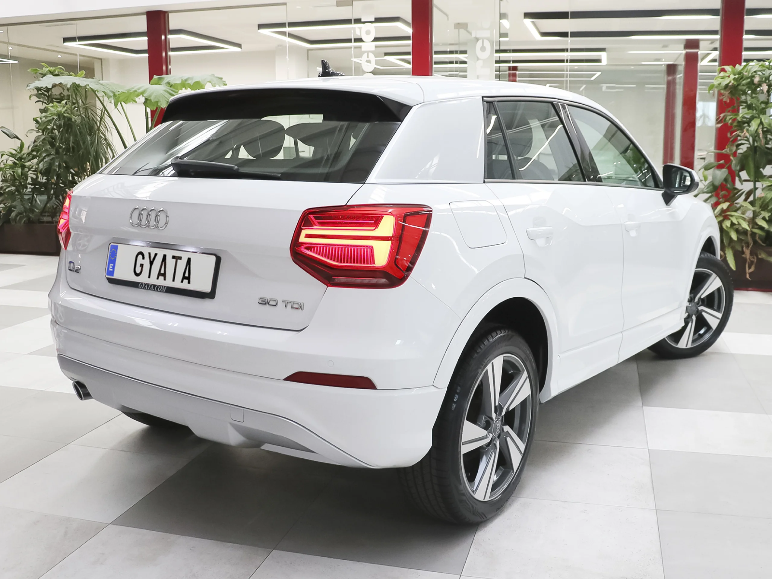 Audi Q2 design 30 TDI 85 kW (116 CV) S tronic - Foto 3
