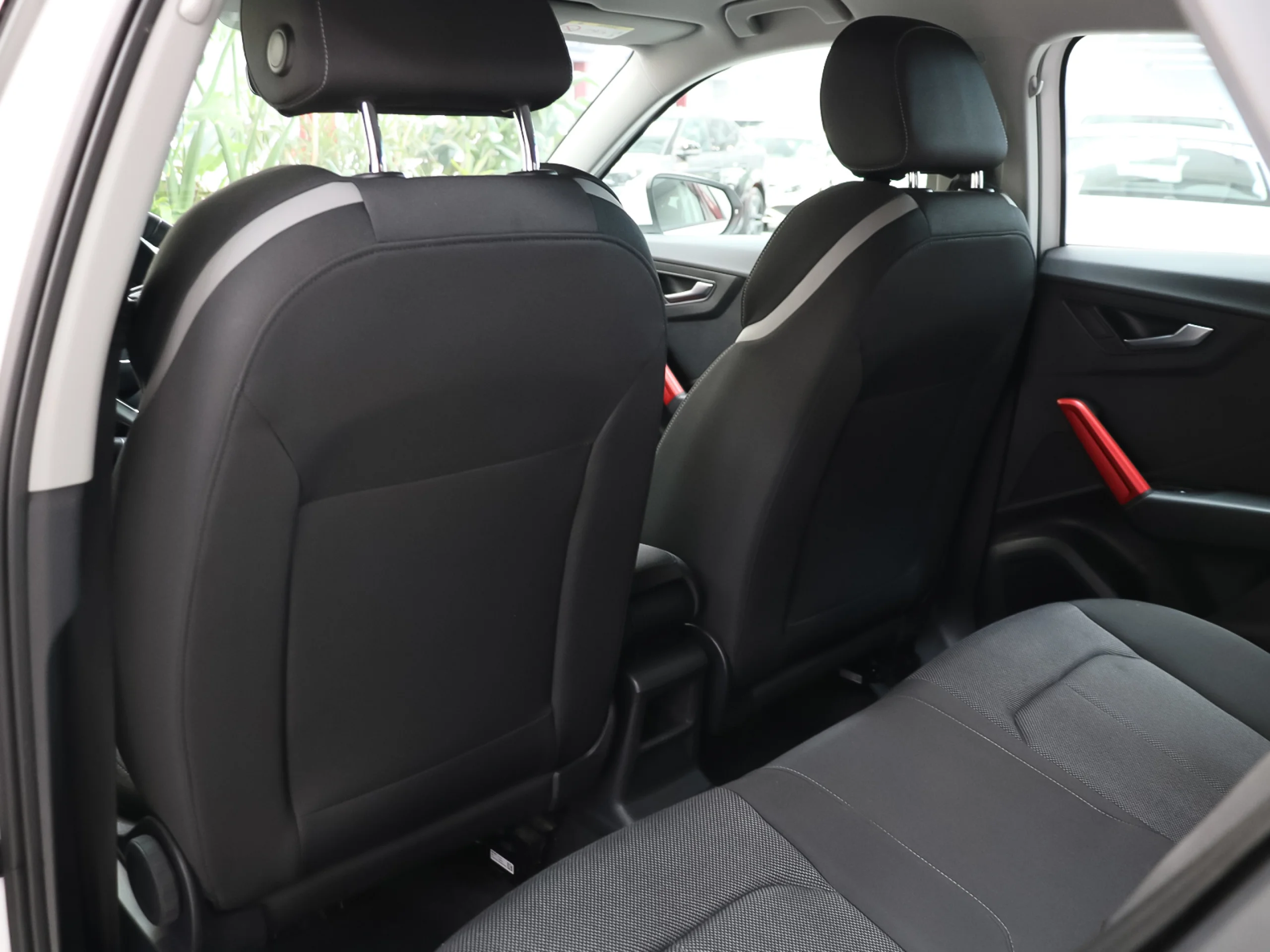 Audi Q2 design 30 TDI 85 kW (116 CV) S tronic - Foto 11